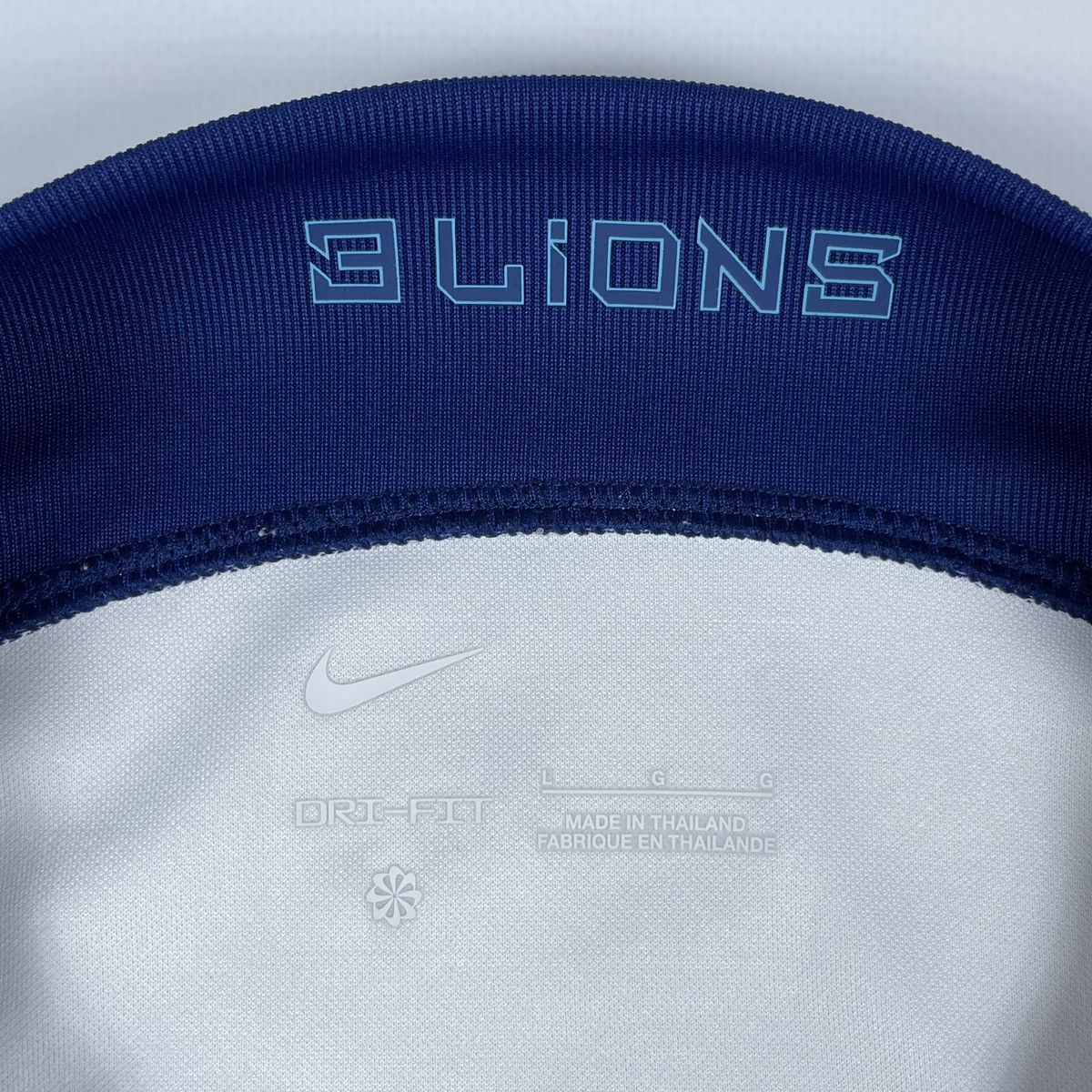 Nike Nike England Home Soccer Jersey Football T-shirt Size US L / EU 52-54 / 3 - 8 Thumbnail