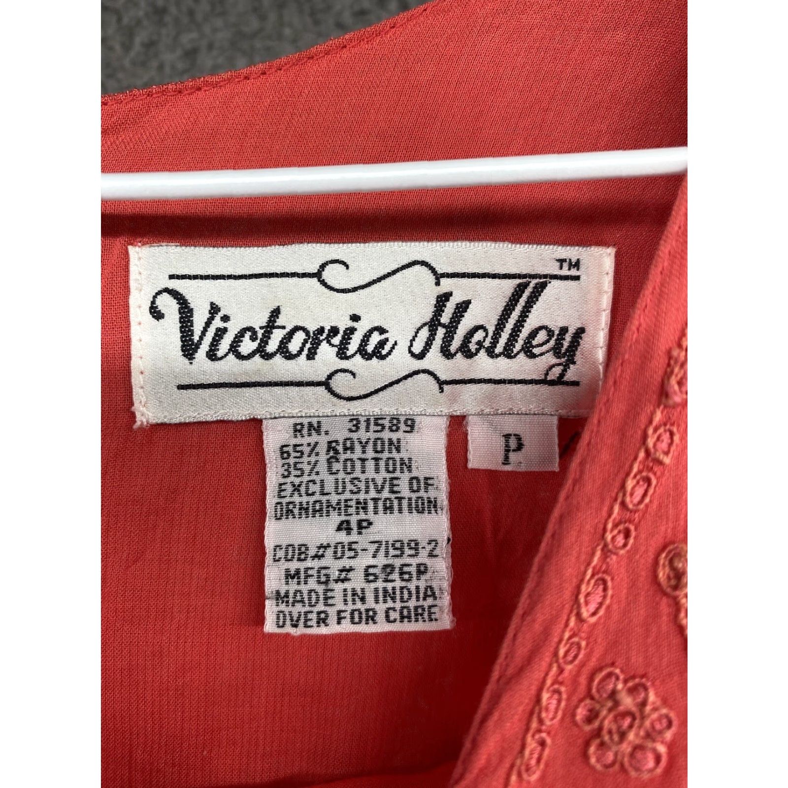 Vintage VINTAGE Victoria Holley Embroidered Floral Sleeveless Maxi Dress P Pink Women's Maxi Dress Embroidered Floral 90s Victoria Holley Size S / US 4 / IT 40 - 5 Thumbnail