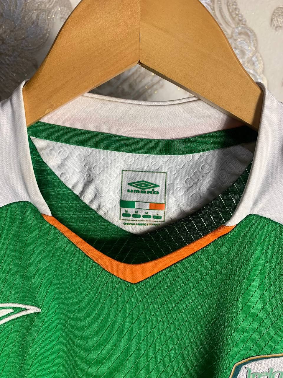 Vintage Umbro Ireland Retro Soccer Jersey Bloke Y2K 90s