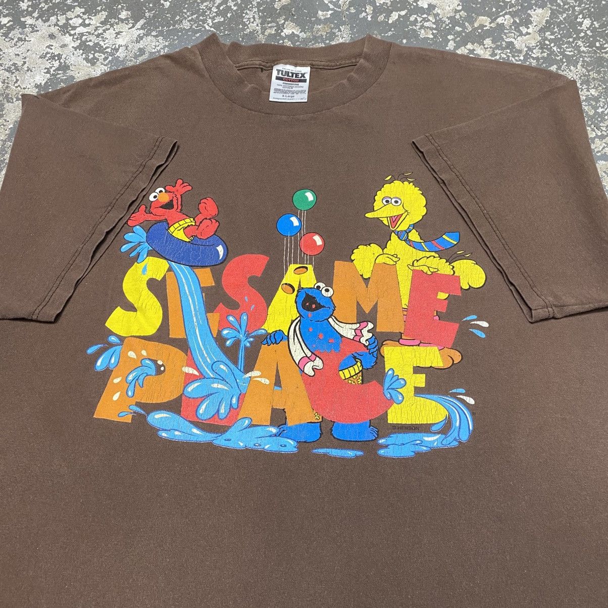 Vintage Vintage Sesame Street Sesame Place Brown Faded 90s Tshirt Size US XL / EU 56 / 4 - 3 Thumbnail