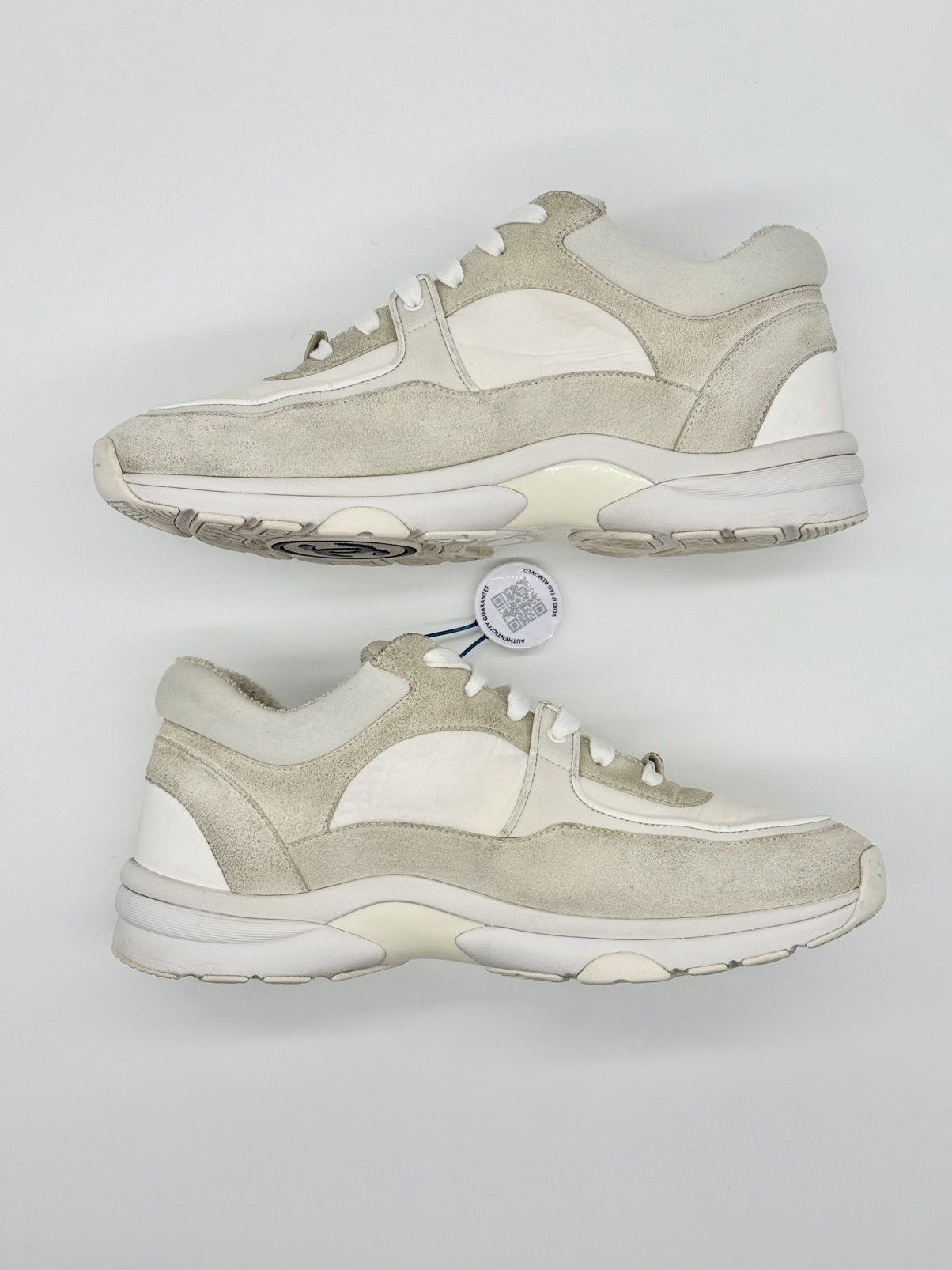 Chanel Size 7.5 - Chanel CC Logo Sneaker White Size US 7.5 / EU 40-41 - 3 Thumbnail