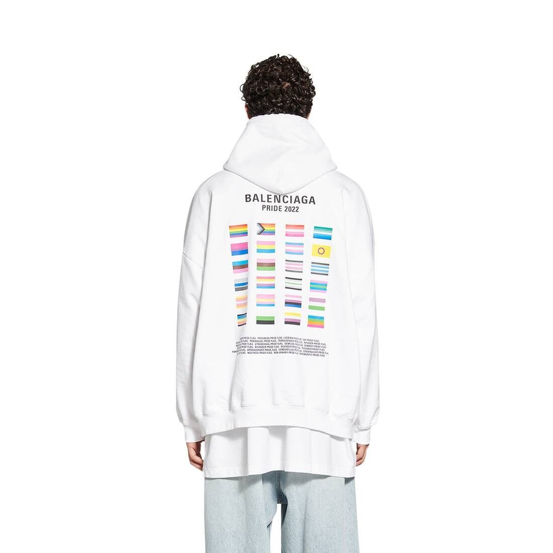 Balenciaga o1bcso1str0125 Pride 22 Hoodie Boxy Fit in White Size US S / EU 44-46 / 1 - 6 Thumbnail