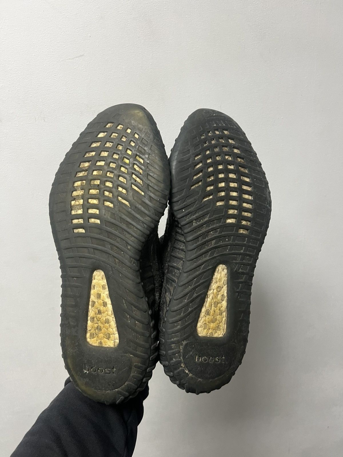Adidas adidas Yeezy Boost 350 V2 Moonrock Size 44 Size US 11 / EU 44 - 7 Thumbnail