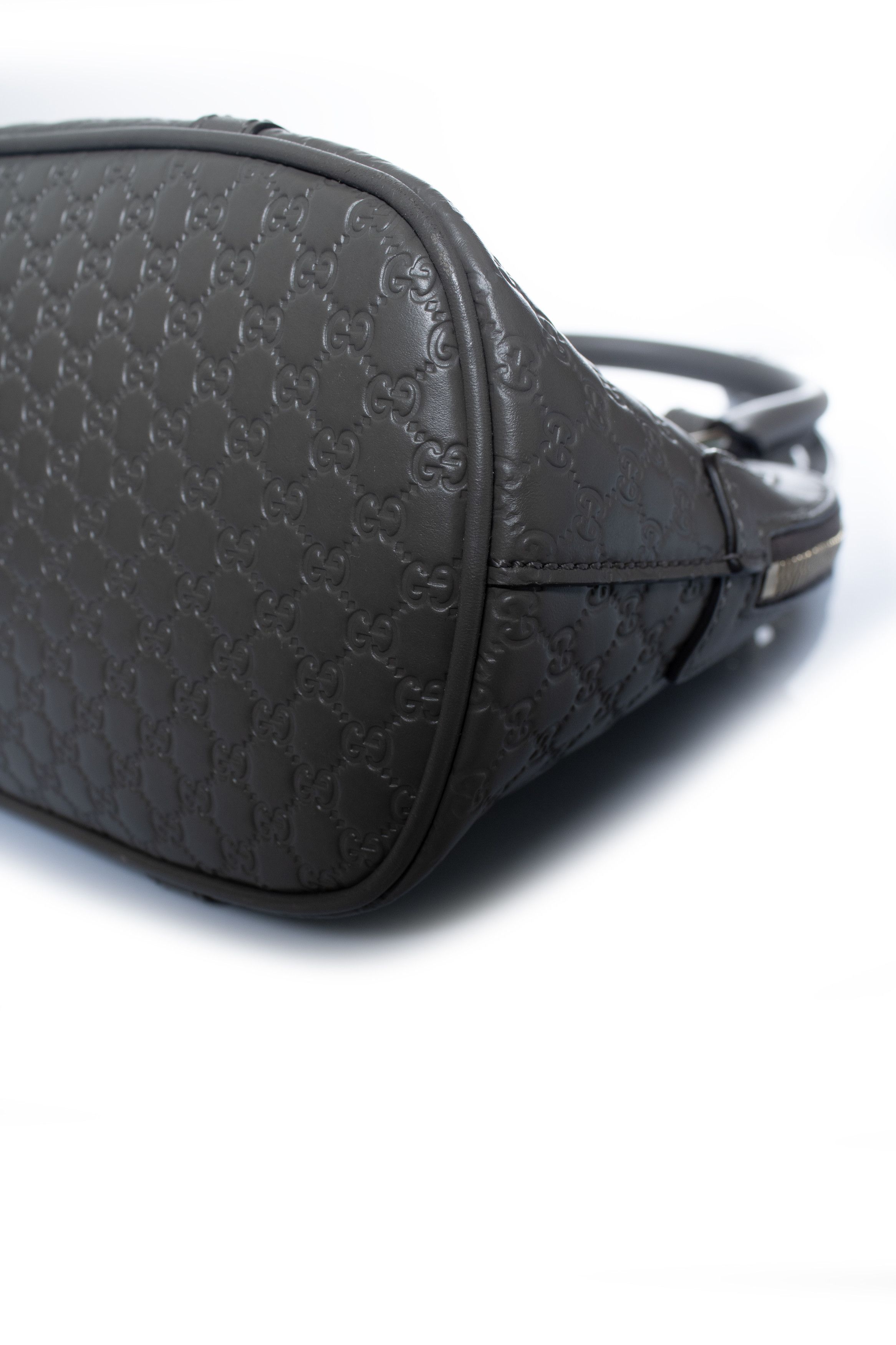 Gucci Gucci, Microguccissima dome in grey Size ONE SIZE - 9 Thumbnail
