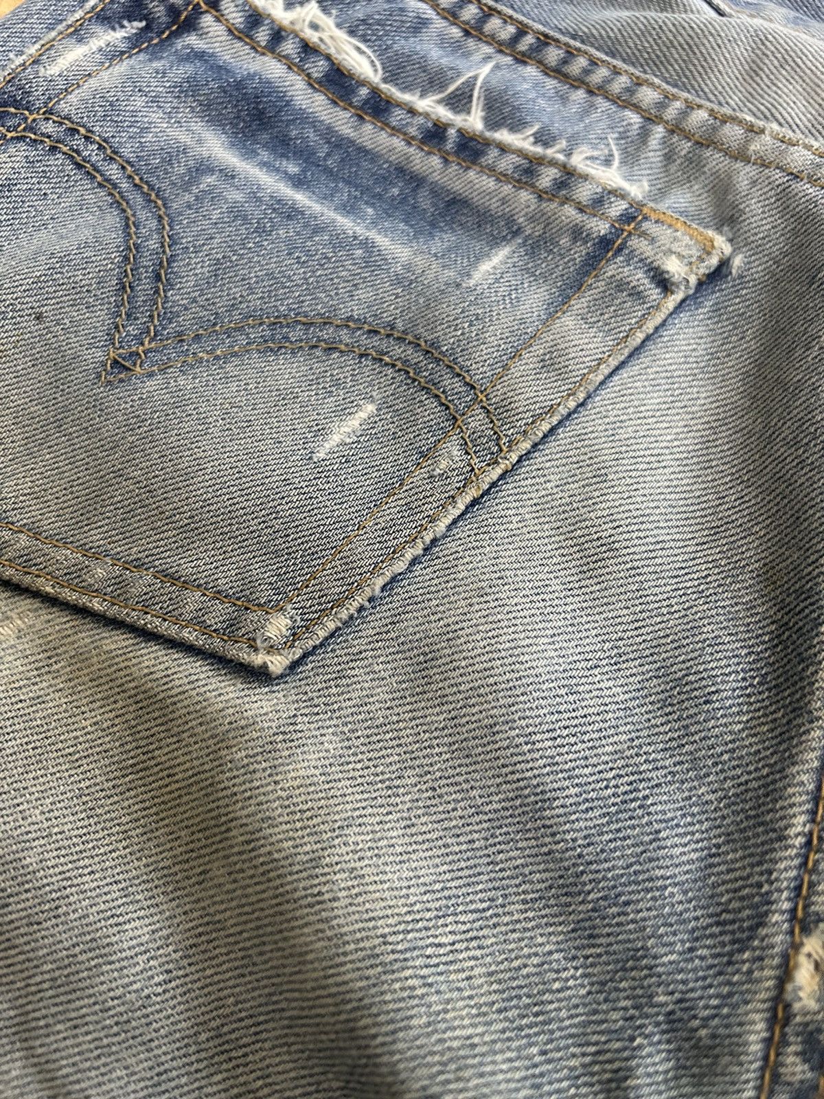 Levi's × Levi's Vintage Clothing × Vintage Vintage LEVI STRAUSS & CO 577 Trashed Distressed Denim Size US 28 / EU 44 - 15 Thumbnail
