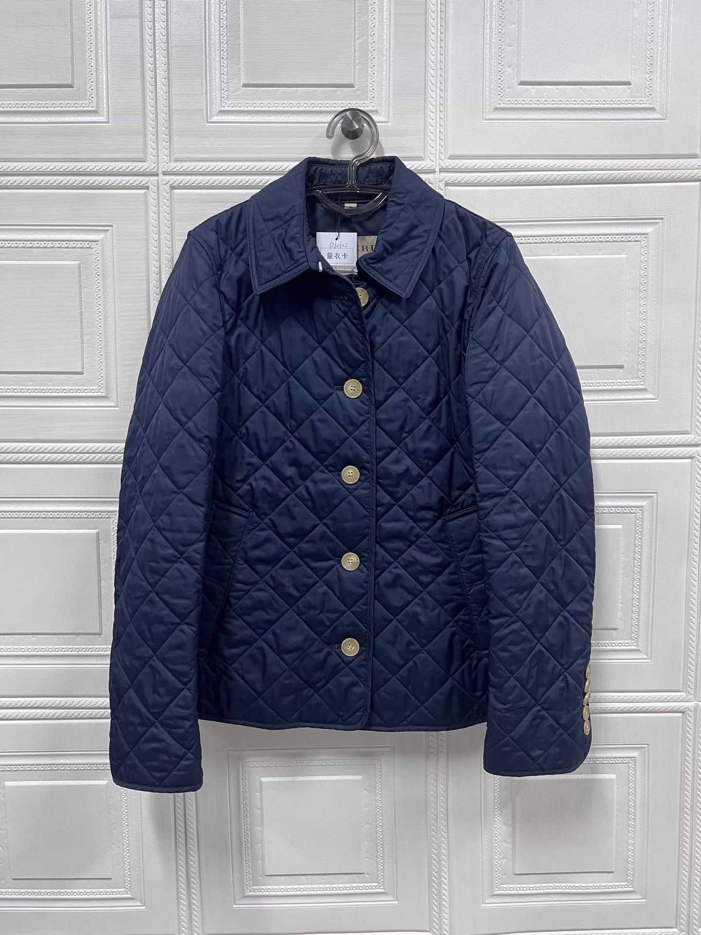 Burberry Burberry diamond quilted classic check M jacket Size M / US 6-8 / IT 42-44 - 2 Thumbnail