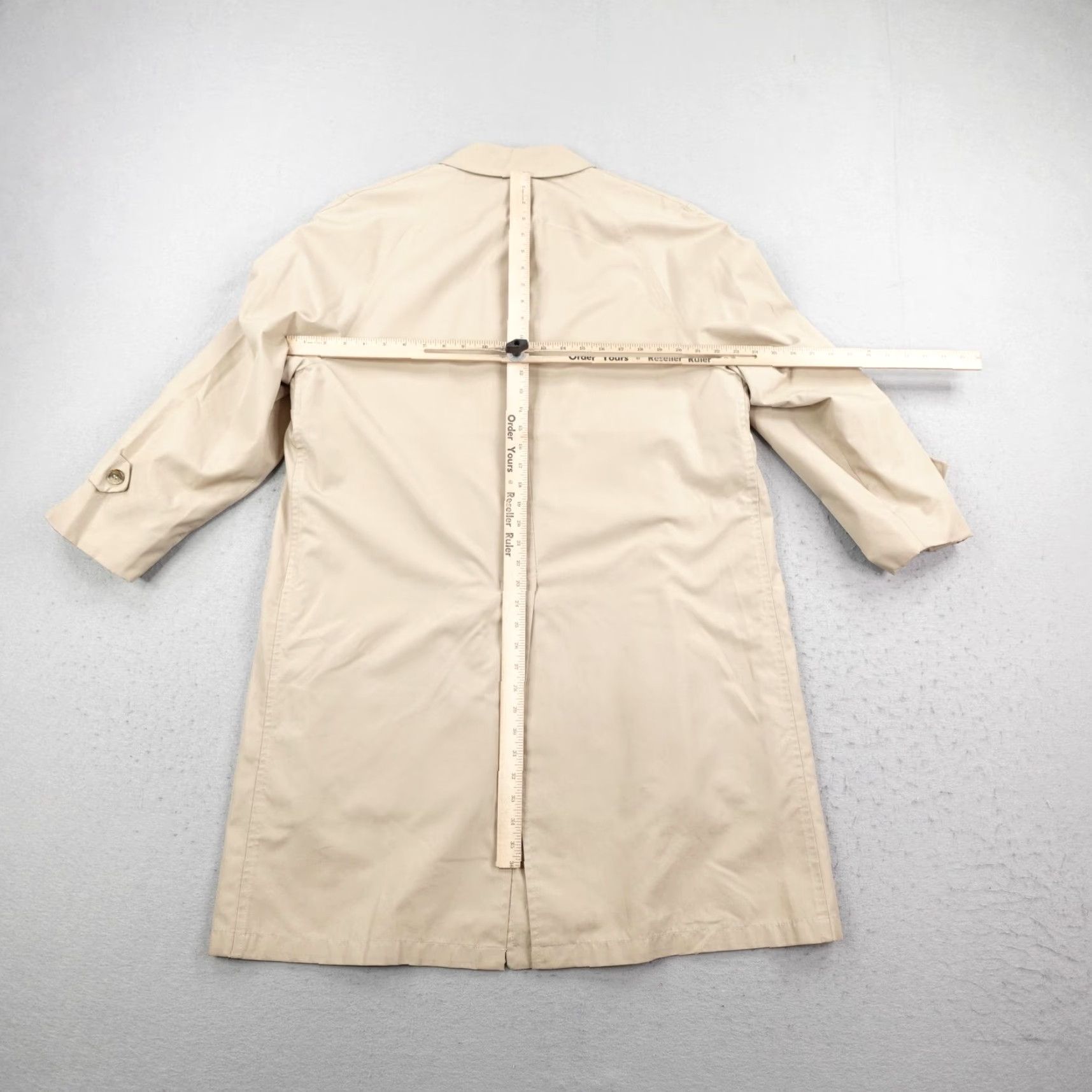Hart Schaffner Marx VINTAGE Hart Schaffner & Marx Coat Mens 42S Beige Rain Trench Jacket Liner Wool Lined Water Resistant Single-Breasted Size US XS / EU 42 / 0 - 5 Thumbnail