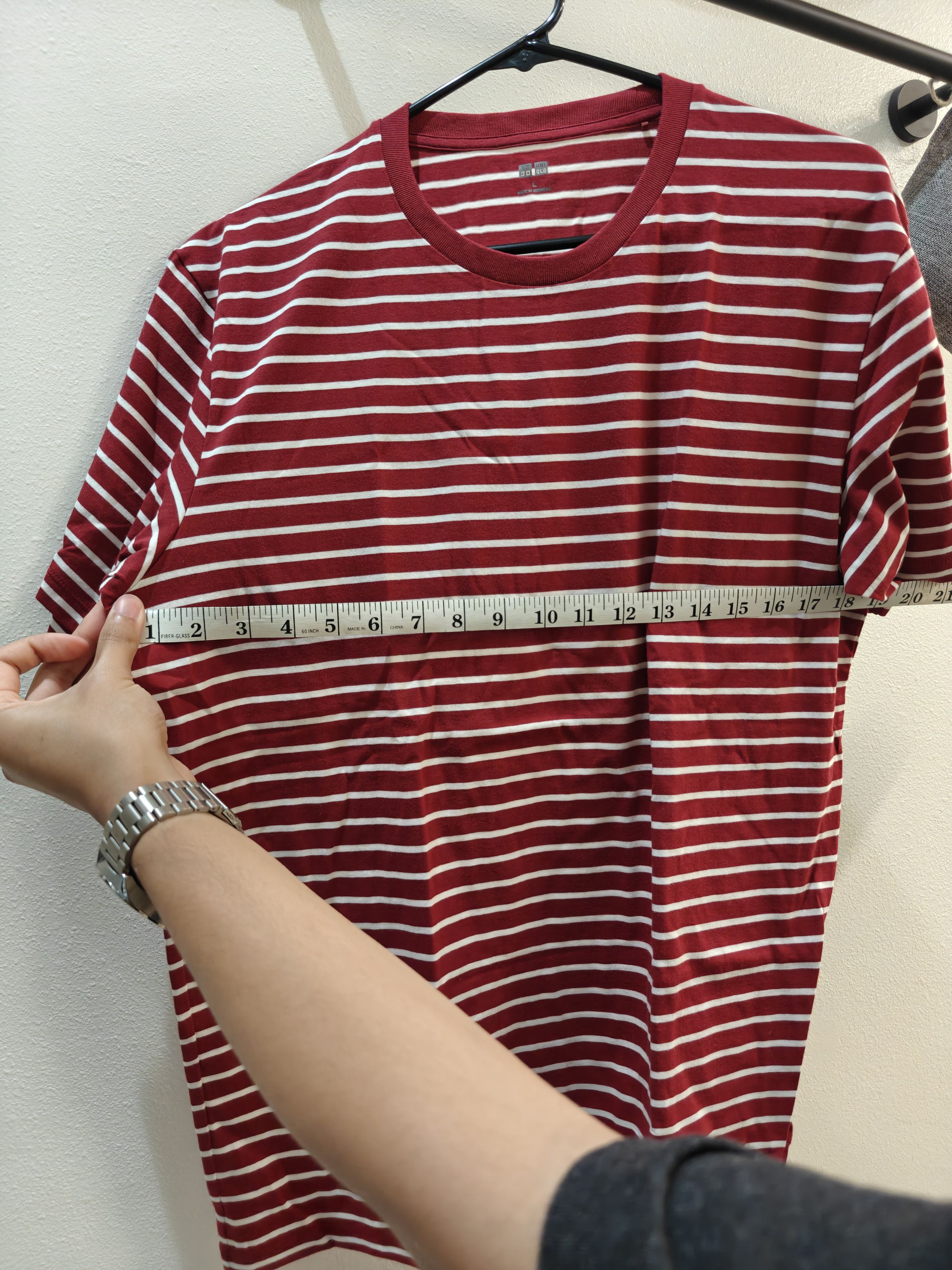 Uniqlo Uniqlo Red Striped T Shirt Size US L / EU 52-54 / 3 - 4 Thumbnail