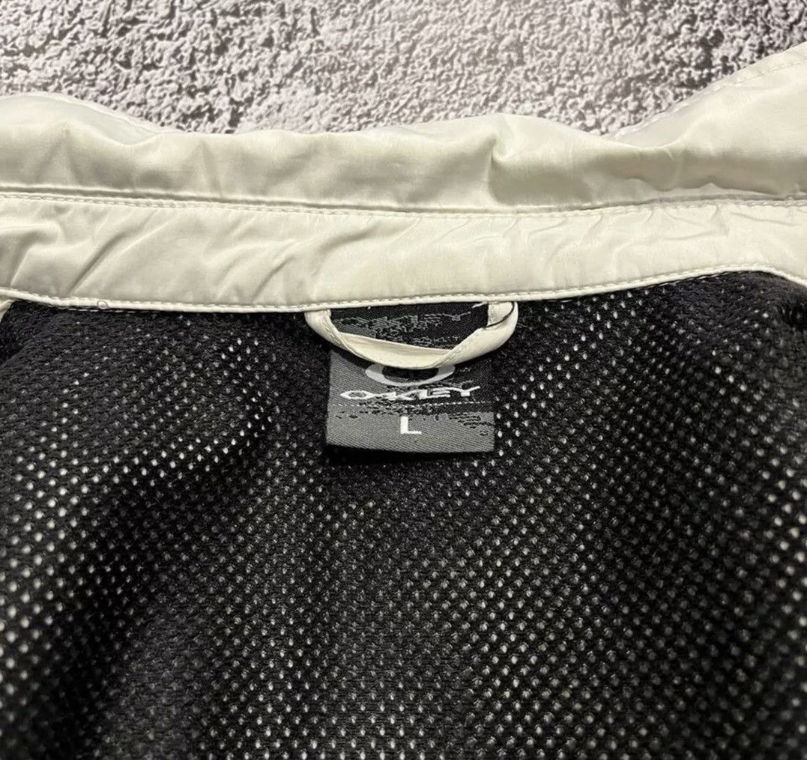Oakley × Vintage Oakley White Jacket Mens Size L Size US L / EU 52-54 / 3 - 12 Thumbnail