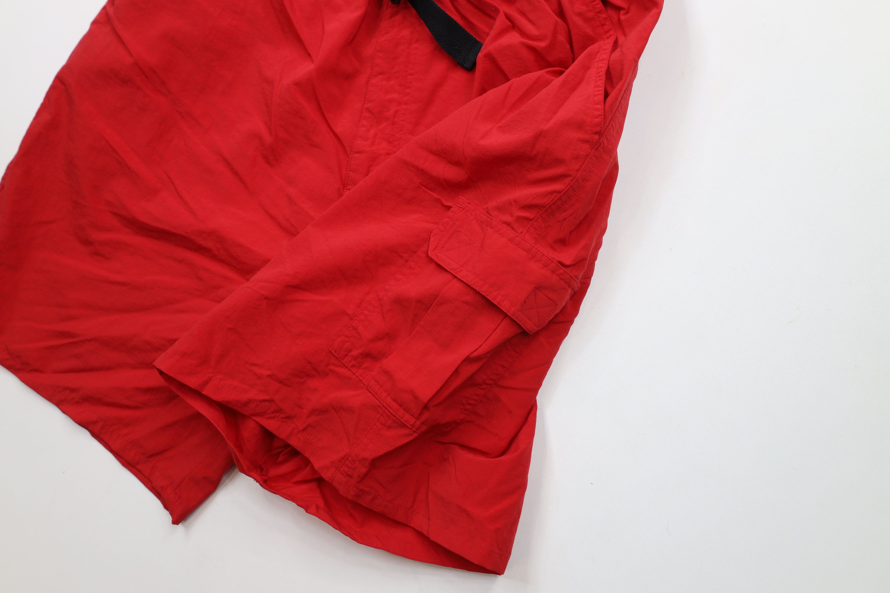 Universal Studios × Vintage Vintage 90s Universal Studios Belted Cargo Shorts Red Nylon Size US 38 / EU 54 - 5 Thumbnail