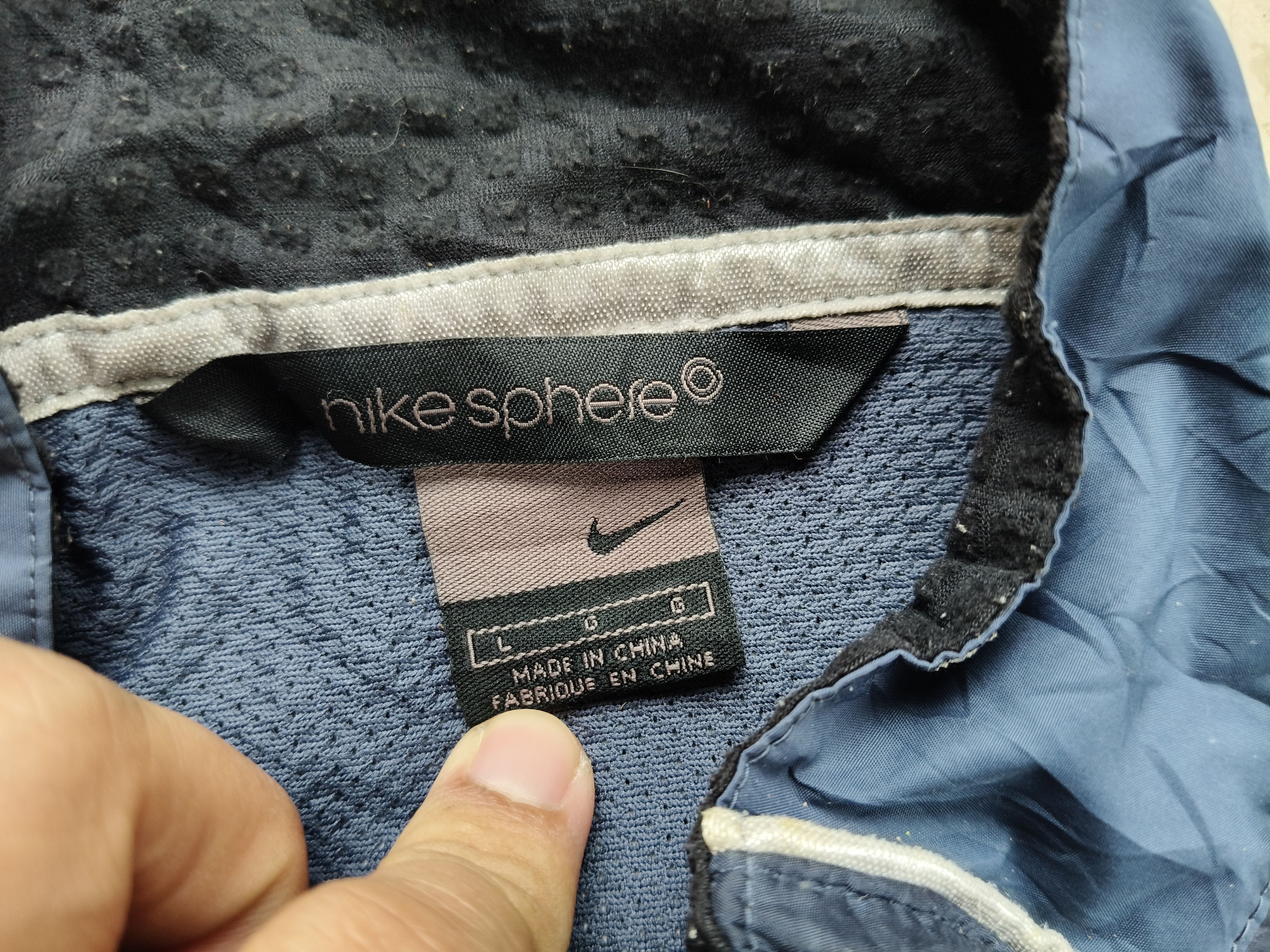 Nike Nike Shpere Light Jacket Size US L / EU 52-54 / 3 - 9 Thumbnail