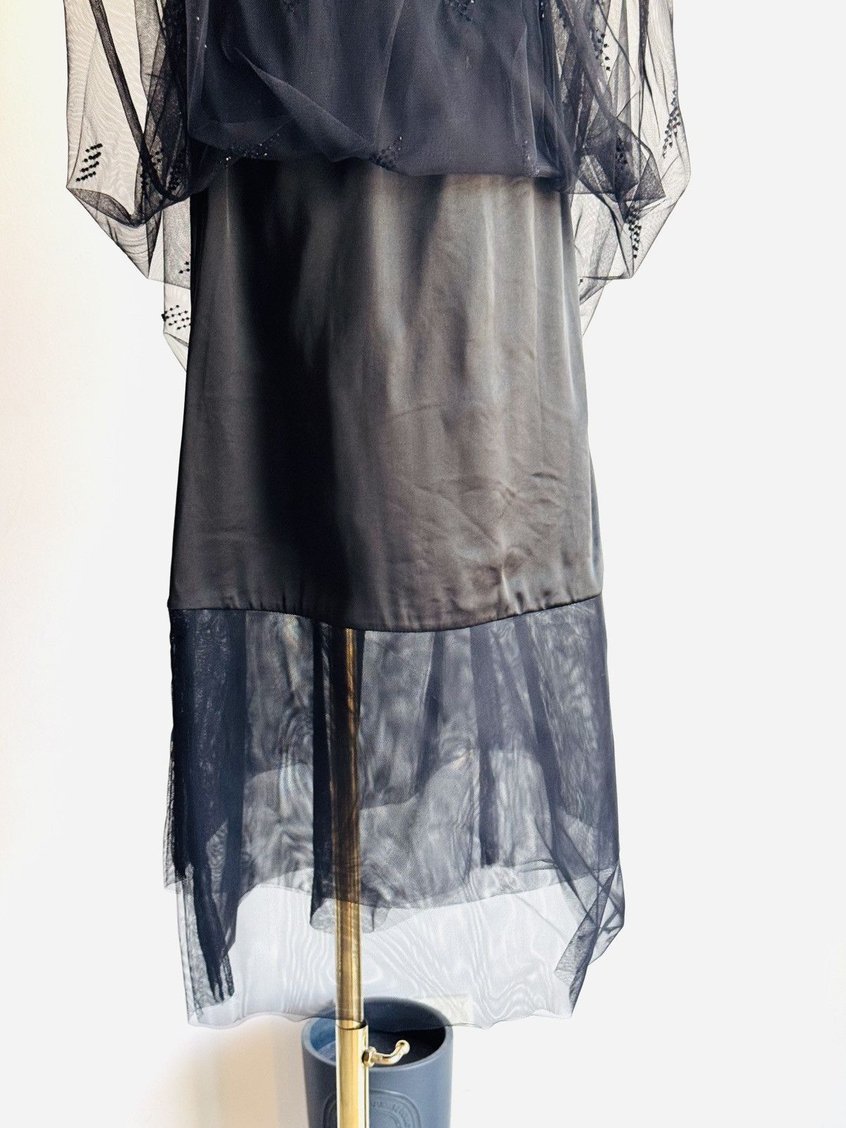 Brunello Cucinelli Brunello Cucinelli Layerd sheer tulle overlay beaded skirt 6 Size 28" / US 6 / IT 42 - 4 Thumbnail