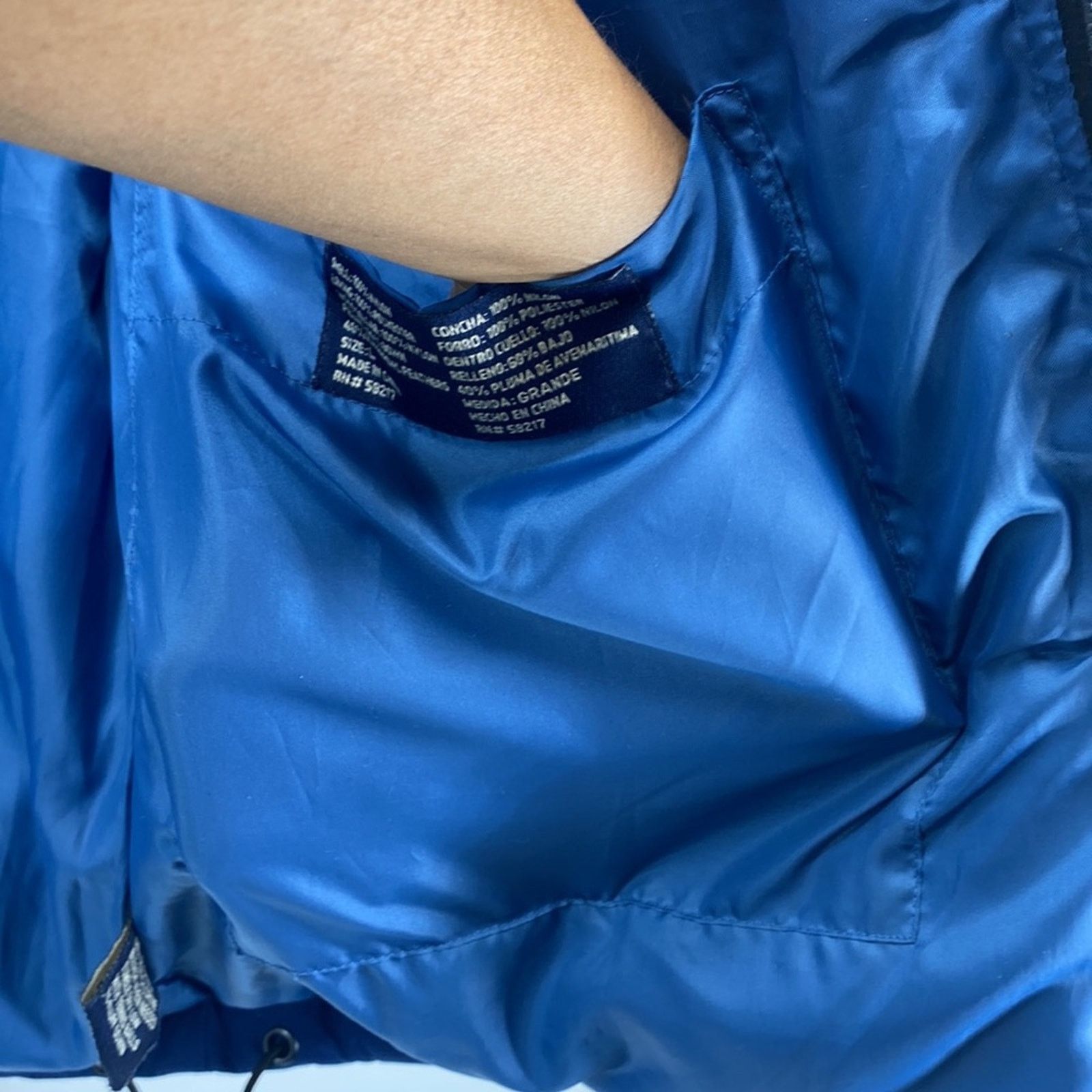 Champion Vintage Champion puffer down filled winter vest size M Size US M / EU 48-50 / 2 - 8 Thumbnail