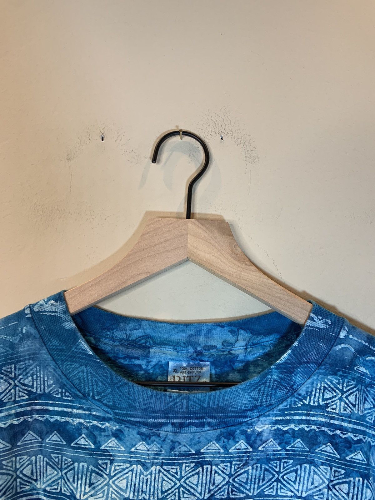 Vintage *RARE* Vintage Tie-Dye Surf Art Single Stitch Tribal T-Shirt Size US XL / EU 56 / 4 - 6 Thumbnail