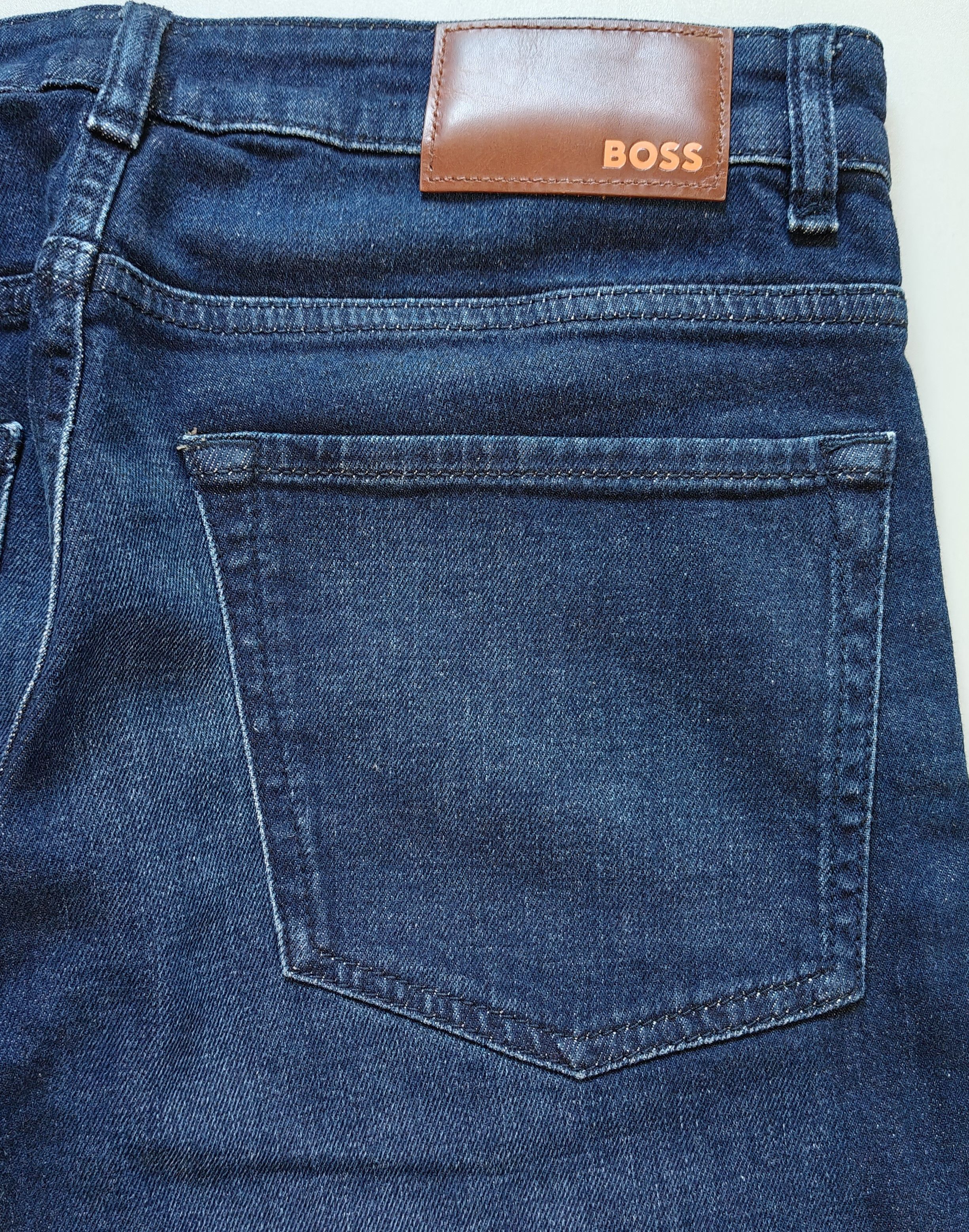 Hugo Boss BOSS RE.MAINE Regular fit men's Jeans Free Shipping T/6096 Size US 32 / EU 48 - 5 Thumbnail
