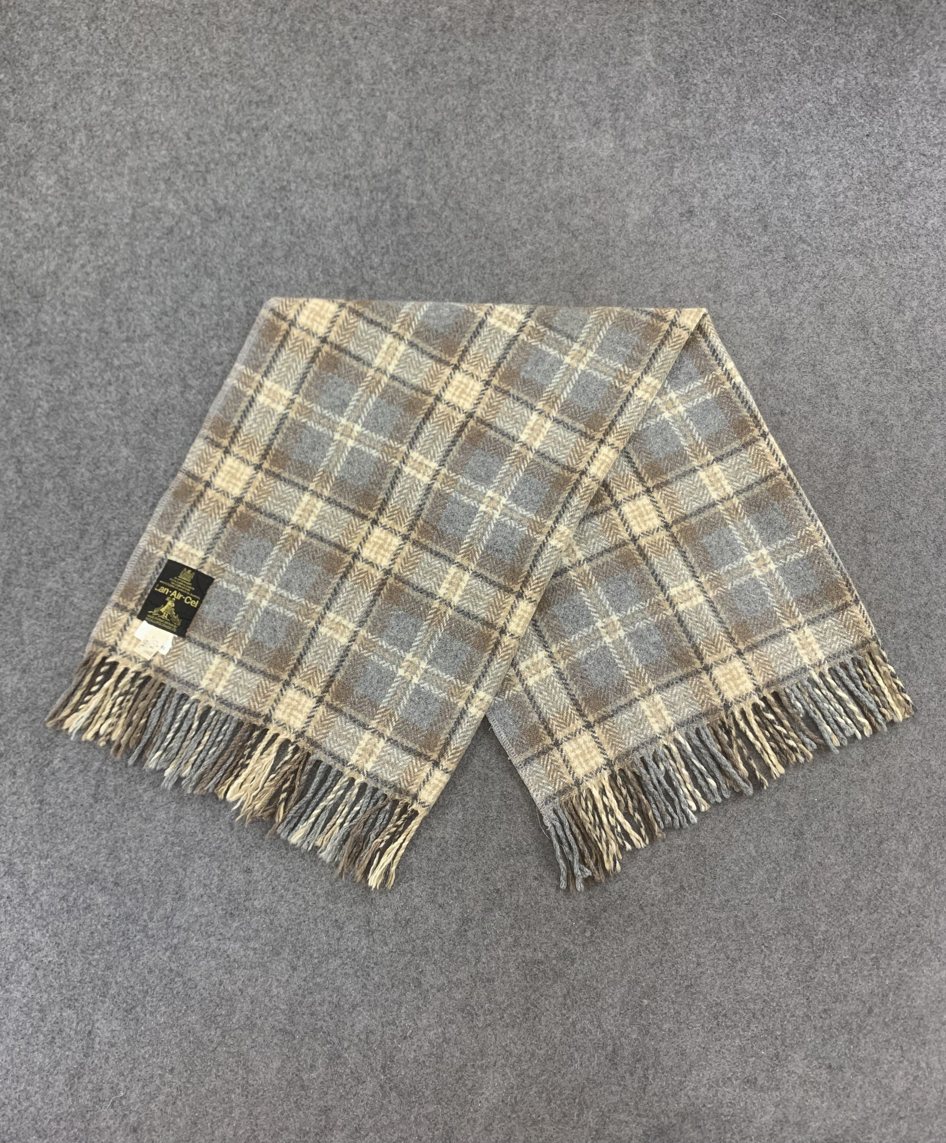 Vintage Lan.Air.Cel Scarf Wool Muffler Neck Wrap BL9240 Size ONE SIZE - 4 Thumbnail
