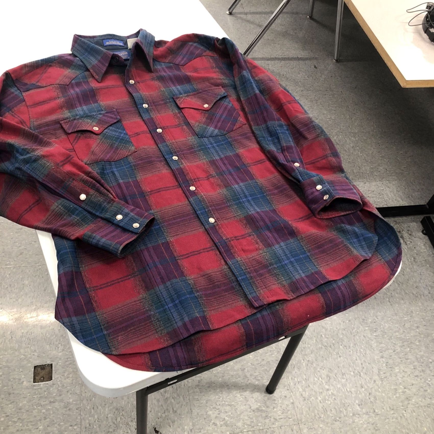 Pendleton VINTAGE Pendleton Shirt Mens XL Red Plaid Wool Pearl Snap Western Wear Button-Up Shirt Size US XL / EU 56 / 4 - 3 Thumbnail