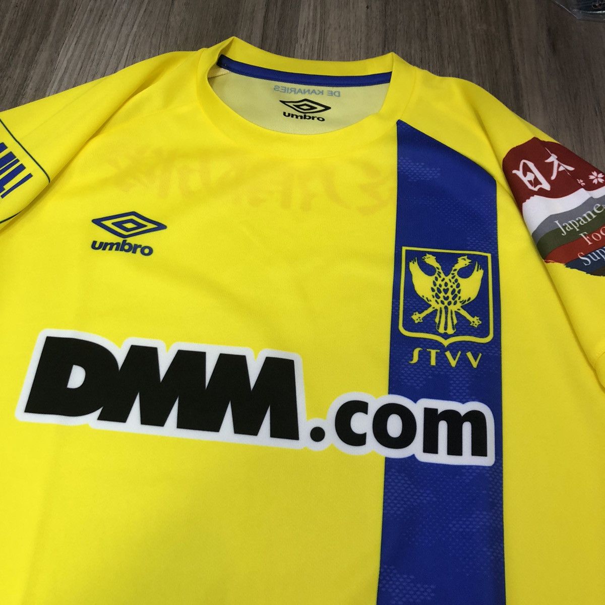 Umbro Sint-truiden 19/20 home jersey Size US S / EU 44-46 / 1 - 3 Thumbnail