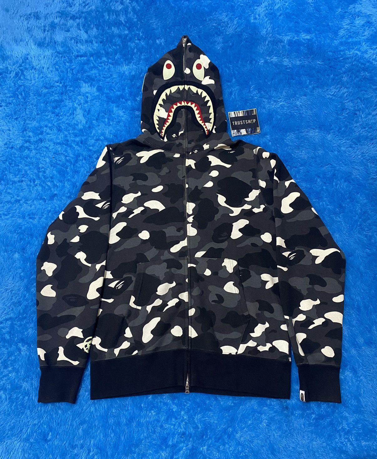 Bape shark camo hoodie glow in the dark best sale