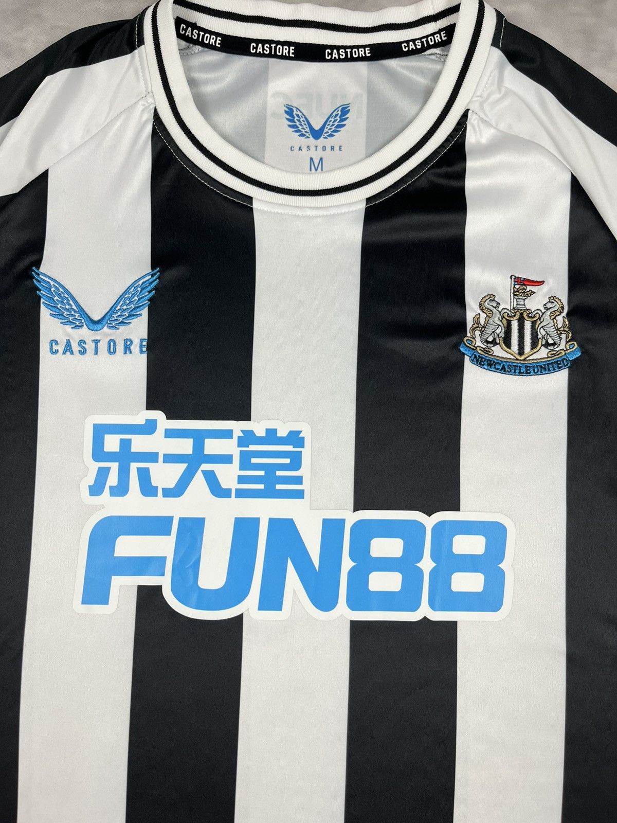 Castore Castore Newcastle United Home Shirt 2022/23 Size M Excellent Size US M / EU 48-50 / 2 - 5 Thumbnail