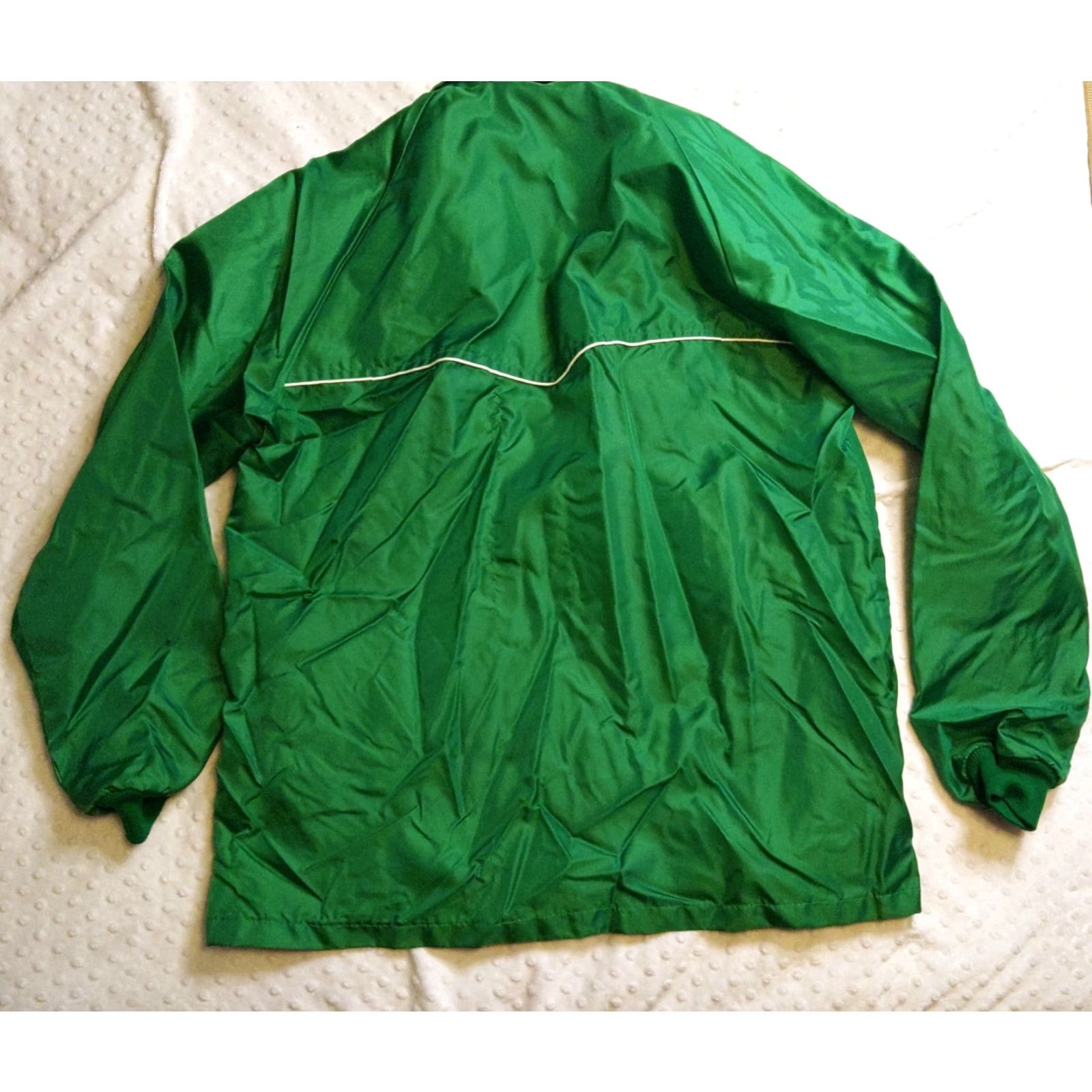 Vintage VINTAGE Swingster Jacket XL Green Windbreaker Mens USA 90s Retro 80s Lightweight Softshell Full Zip Lined Polyester Embroidered Logo Image not needed Size US XL / EU 56 / 4 - 6 Thumbnail