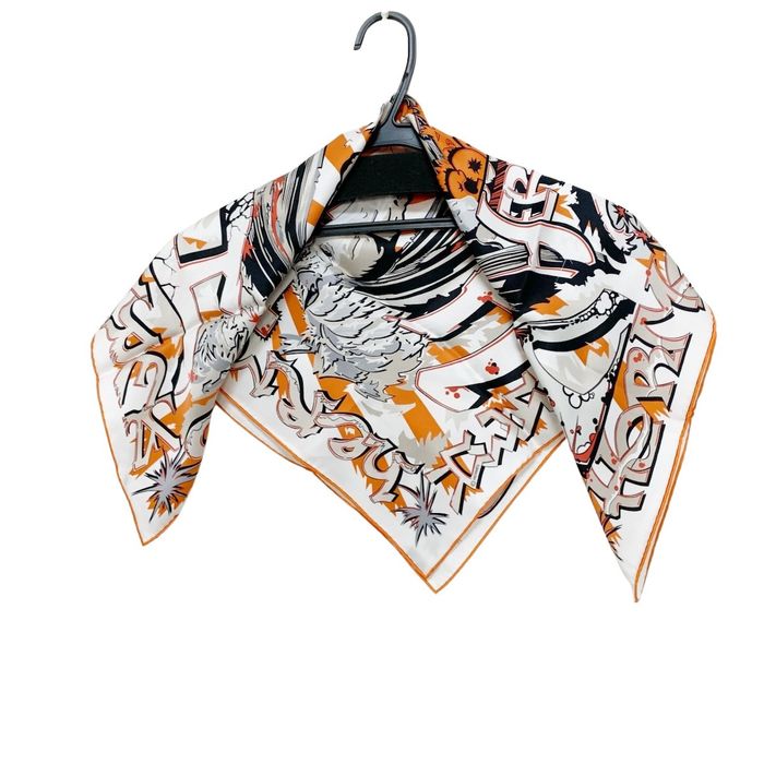 HERMES Carre 70 silk Kelly en Caleche scarf black