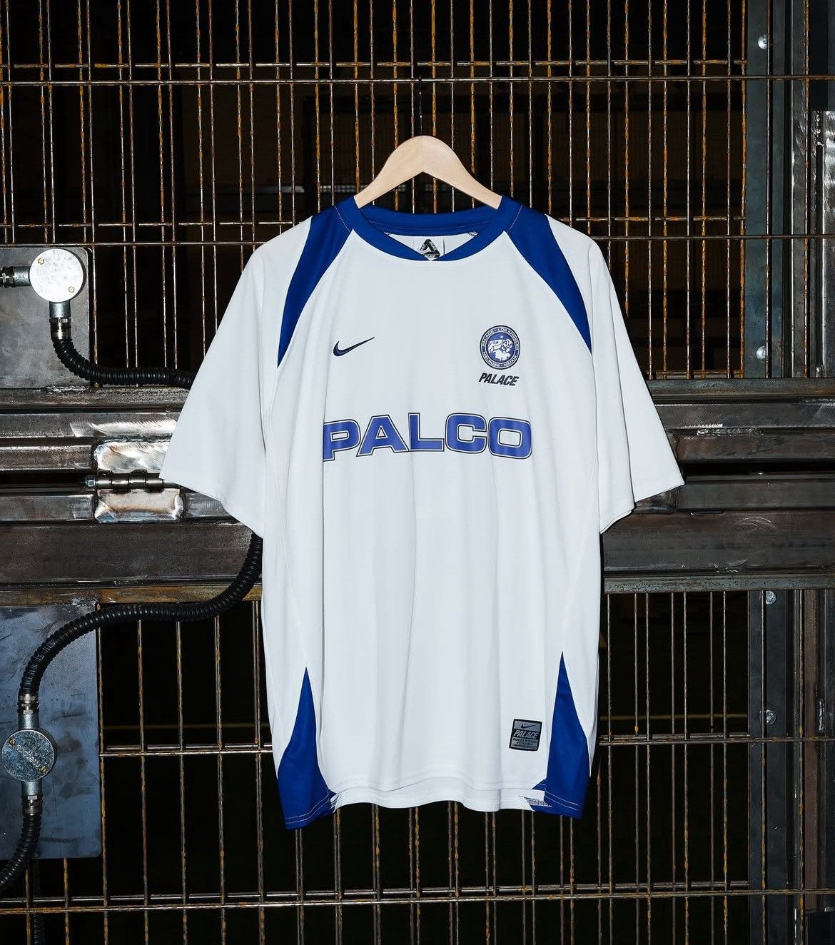 Palace Palace Nike Shop Jersey Los Angeles LA Exclusive Size US XL / EU 56 / 4 - 3 Thumbnail
