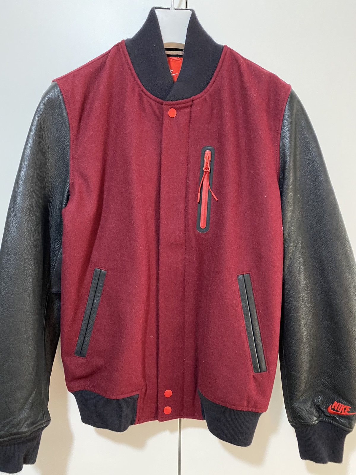 Nike Nike Destroyer Varsity Jacket M, red black, with leather Size US M / EU 48-50 / 2 - 2 Thumbnail