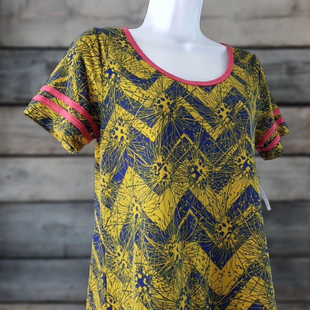 Vintage LuLaRoe T Shirt XS Blue Mustard Short Sleeve Polyester Blend Womens Size 26" / US 2 / IT 38 - 1 Thumbnail