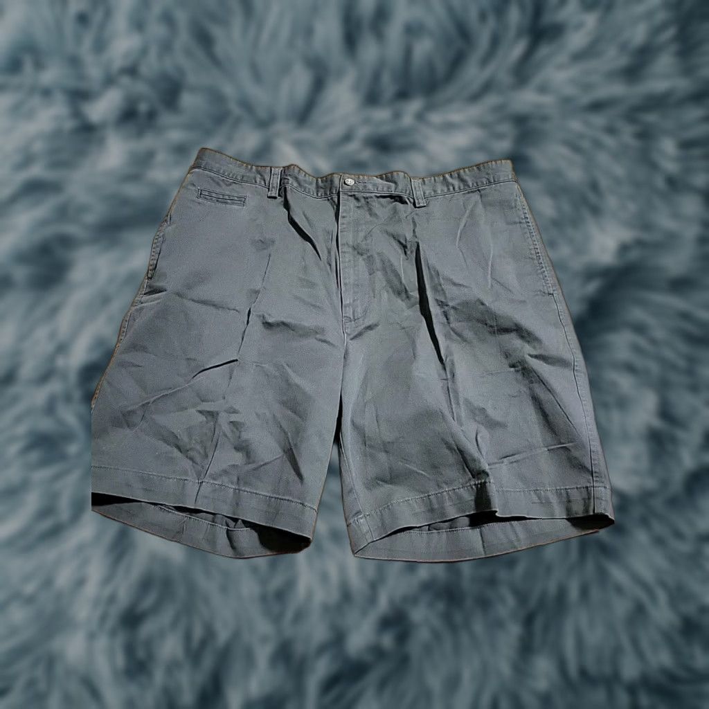 Vintage Arizona Jeans Short Chino Flat Front 42" Gray NWT Mens 9in Inseam 5-Pocket Casual Travel Summer Spring Fall Cotton Blend Pants Size US 42 / EU 58 - 1 Thumbnail