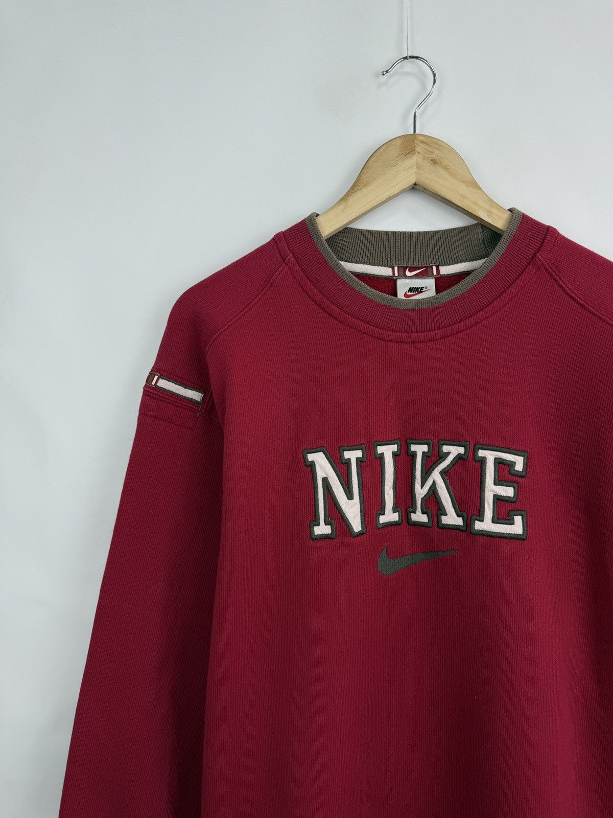 Nike 🇺🇸 Vintage 90s Nike Archive Sweatshirt Y2K Rare Retro Size US M / EU 48-50 / 2 - 2 Thumbnail