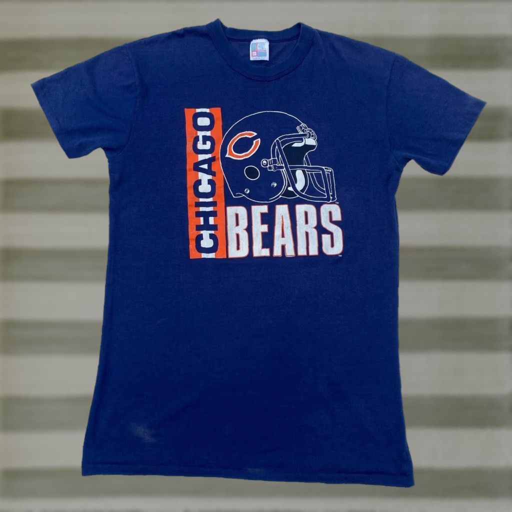 Vintage VINTAGE Chicago Bears T-Shirt by Garan Inc. Sz XLT Mens Blue 1975 70s Sports Graphic Print Size US XL / EU 56 / 4 - 1 Thumbnail