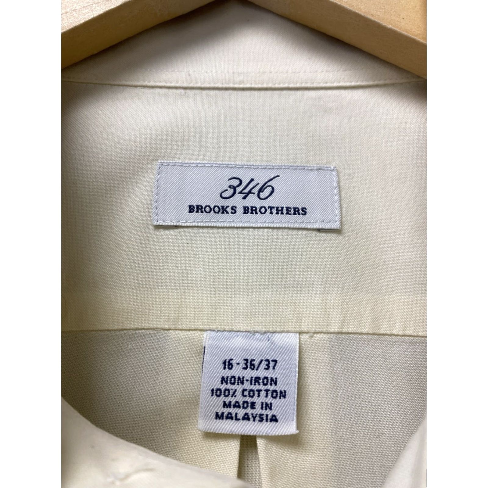 Brooks Brothers VINTAGE Brooks Brothers Button-Down Shirt Men 16-16/37 Yellow Cotton Casual All Seasons Size US L / EU 52-54 / 3 - 3 Thumbnail