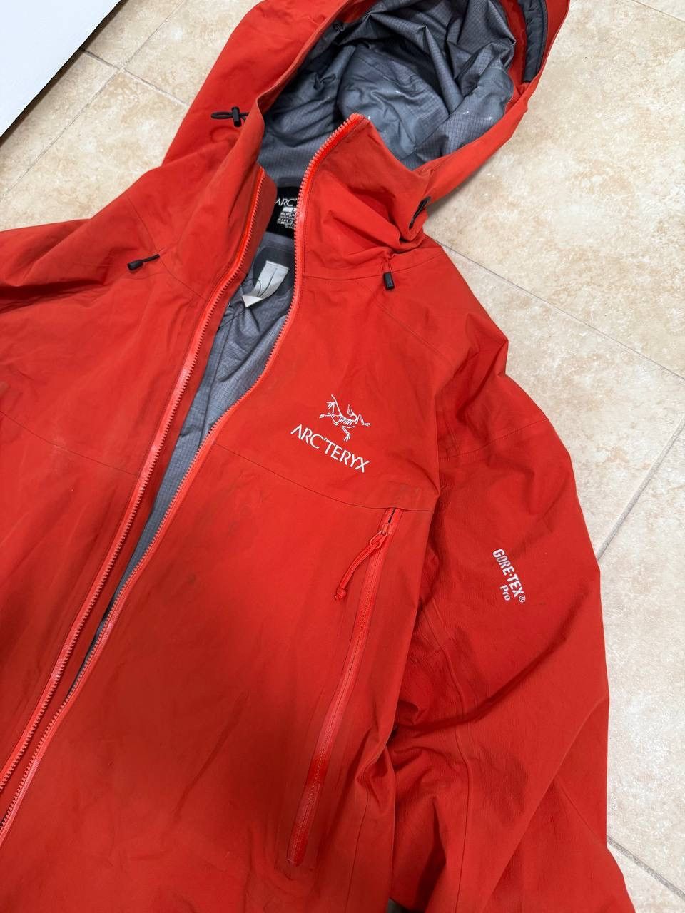 Arc'teryx Arcteryx Beta Sl Lt Gore Tex Pro Jacket us L mens waterproof Size US L / EU 52-54 / 3 - 1 Thumbnail