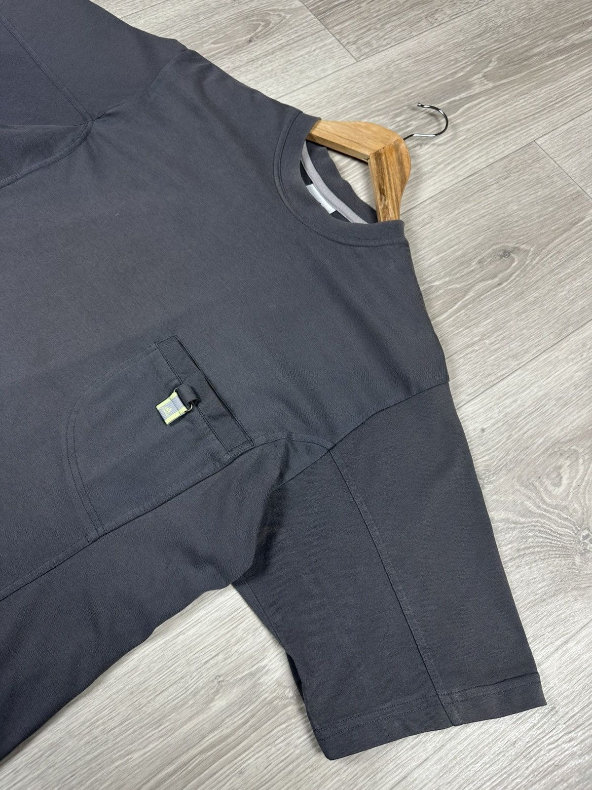 Adidas × Vintage Vintage Adidas 90s Suit T-Shirts and Shorts Y2K Size US L / EU 52-54 / 3 - 4 Thumbnail