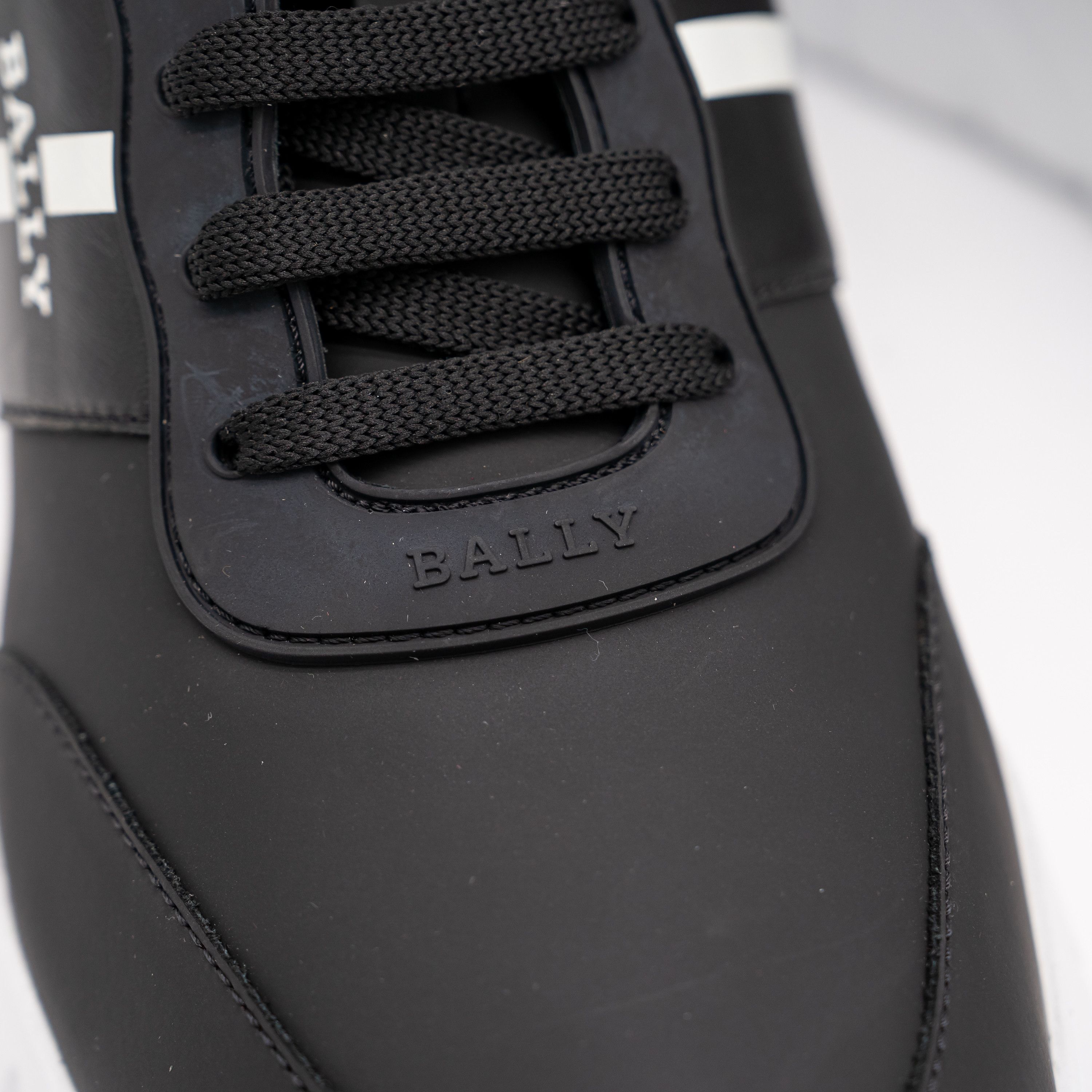 Bally 13 Bally Bronnye Black Sneakers Leather White Size US 13 / EU 46 - 8 Thumbnail