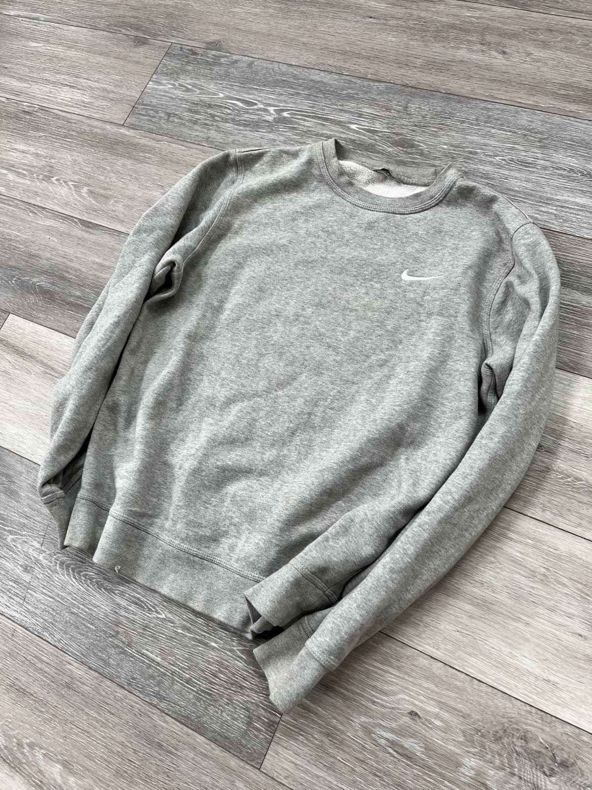 Nike Nike Solo Swoosh Fleece Crewneck Size US M / EU 48-50 / 2 - 2 Thumbnail