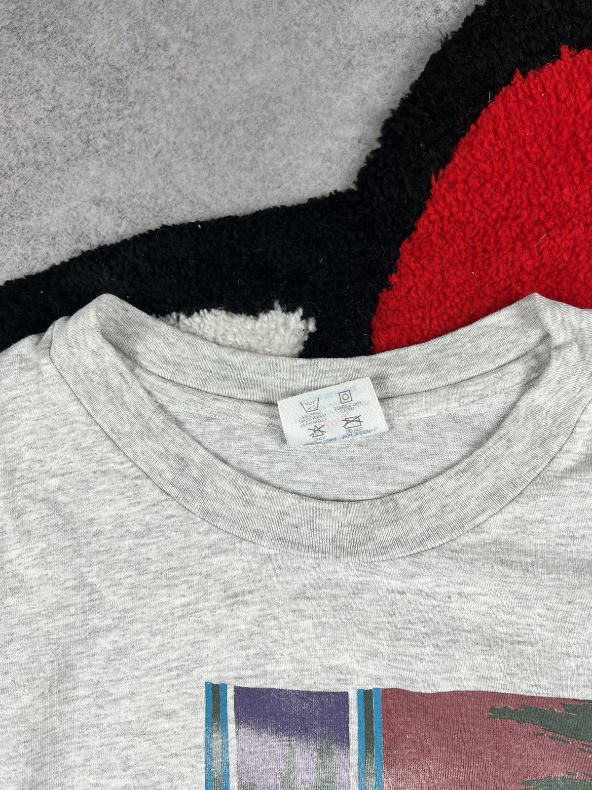 Champion Vintage Champion 90s USA Single Stitch Y2K Tee Shirt Size US L / EU 52-54 / 3 - 9 Thumbnail