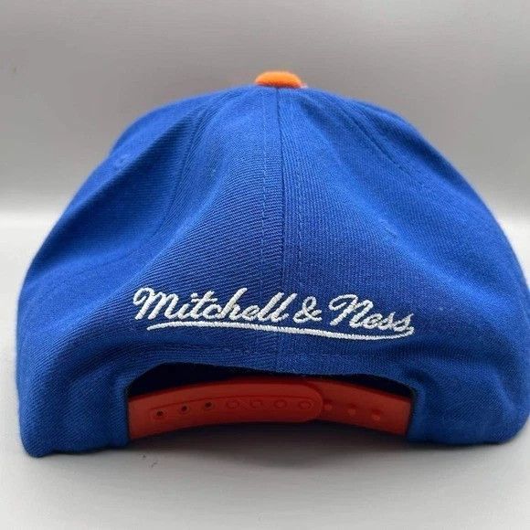 Mitchell & Ness New York Knicks Hat Men Blue Orange Big Logo Snap Back Cap Size ONE SIZE - 4 Thumbnail