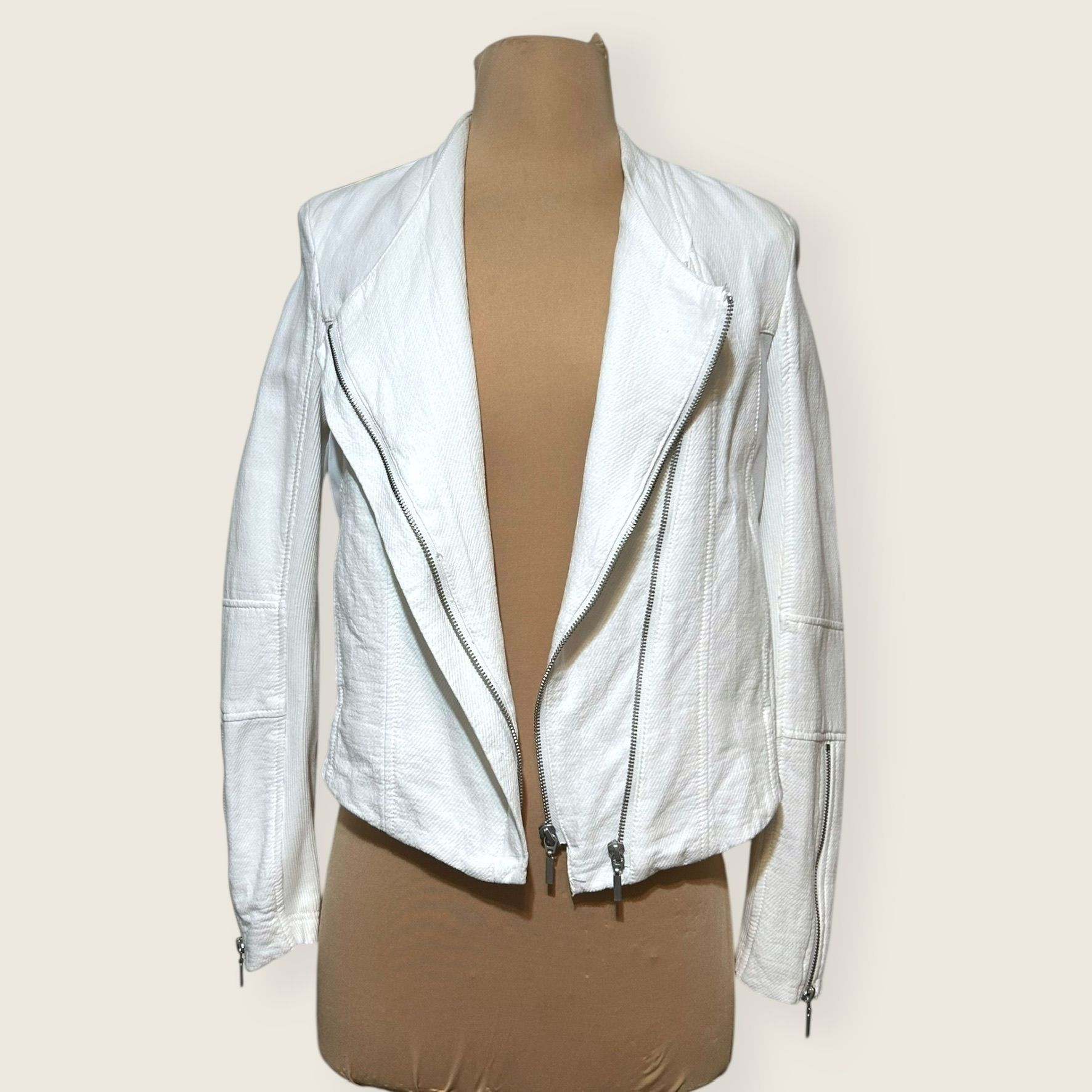 BLANKNYC BlankNYC White Windy City Moto Jacket XS Mesh Jacquard Summe Size XS / US 0-2 / IT 36-38 - 2 Thumbnail
