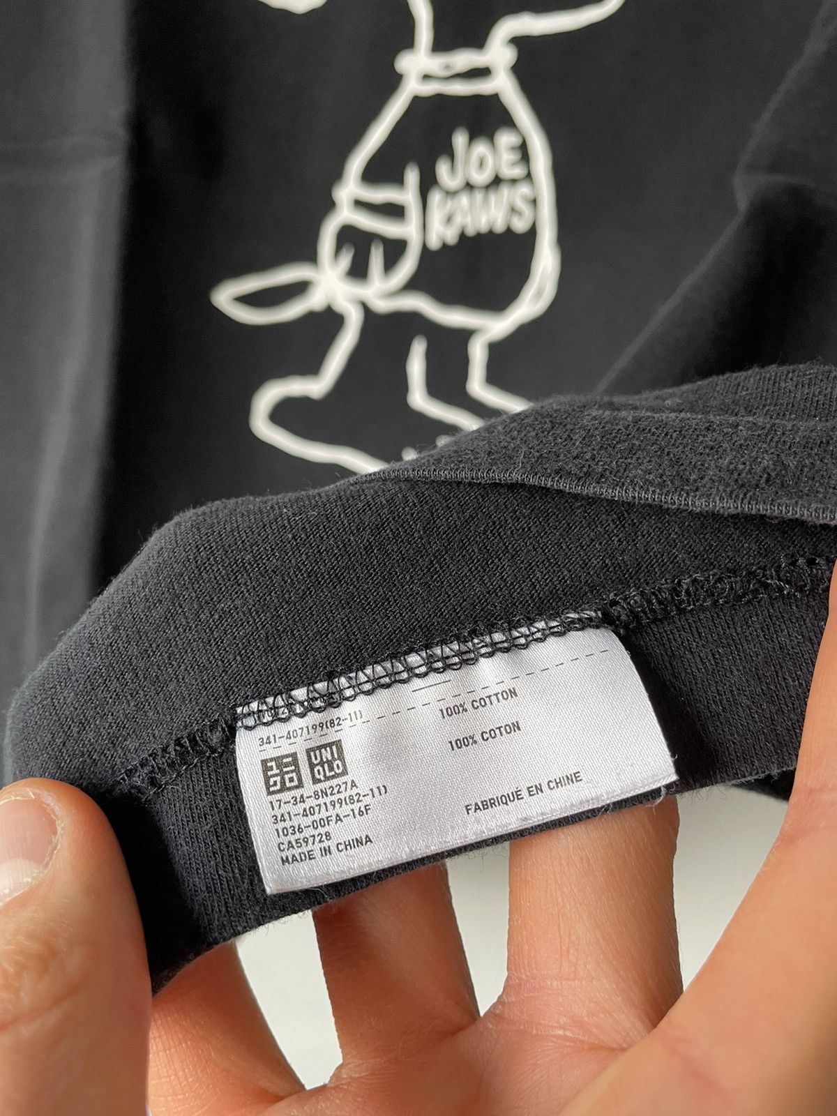 Kaws × Peanuts × Uniqlo Kaws Uniqlo Peanuts Snoopy tee Size US L / EU 52-54 / 3 - 5 Thumbnail