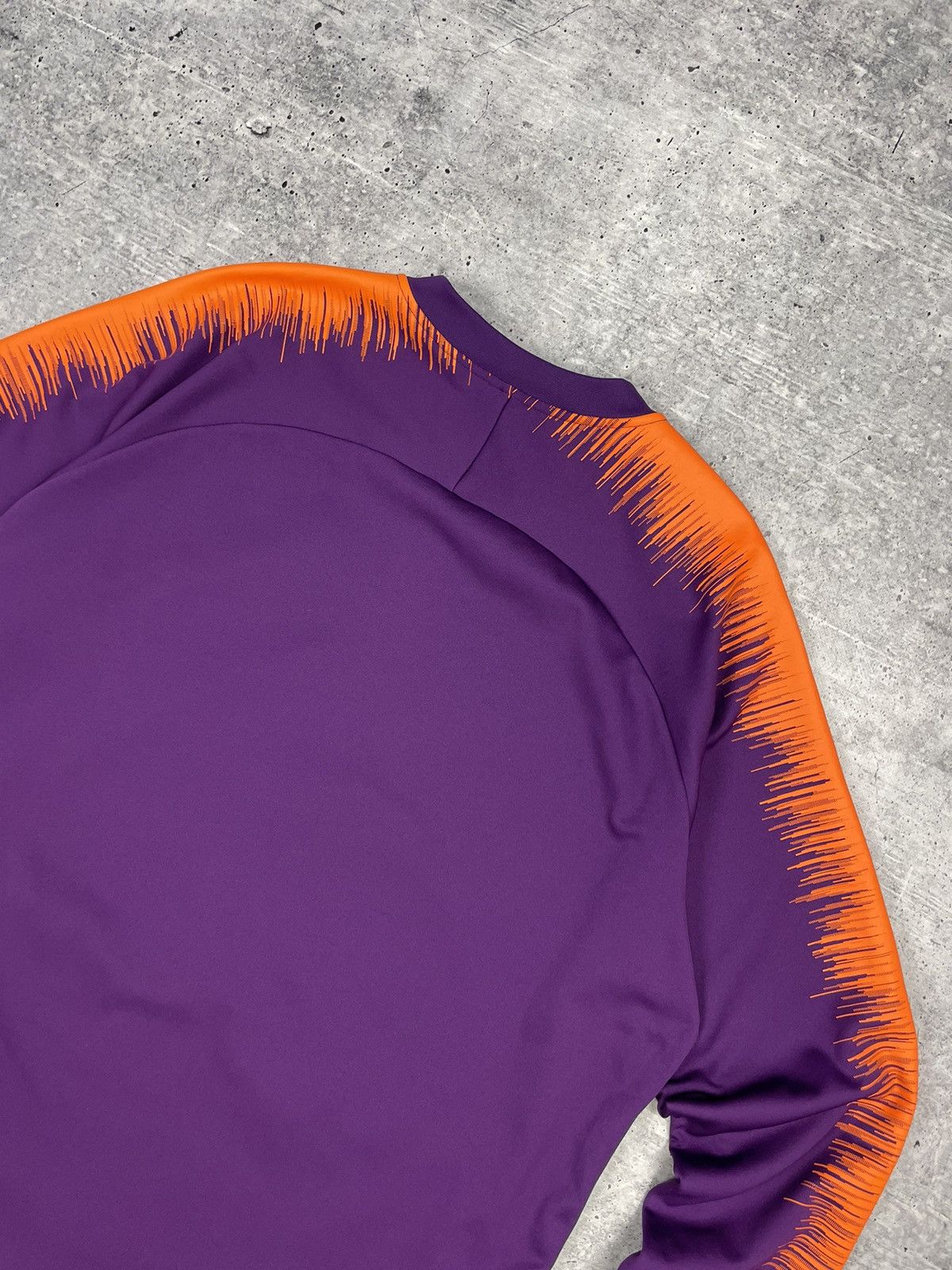 Nike × Vintage Vintage Nike Y2K Manchester City Reflective Logo Zip Olympic Size US XXL / EU 58 / 5 - 16 Thumbnail