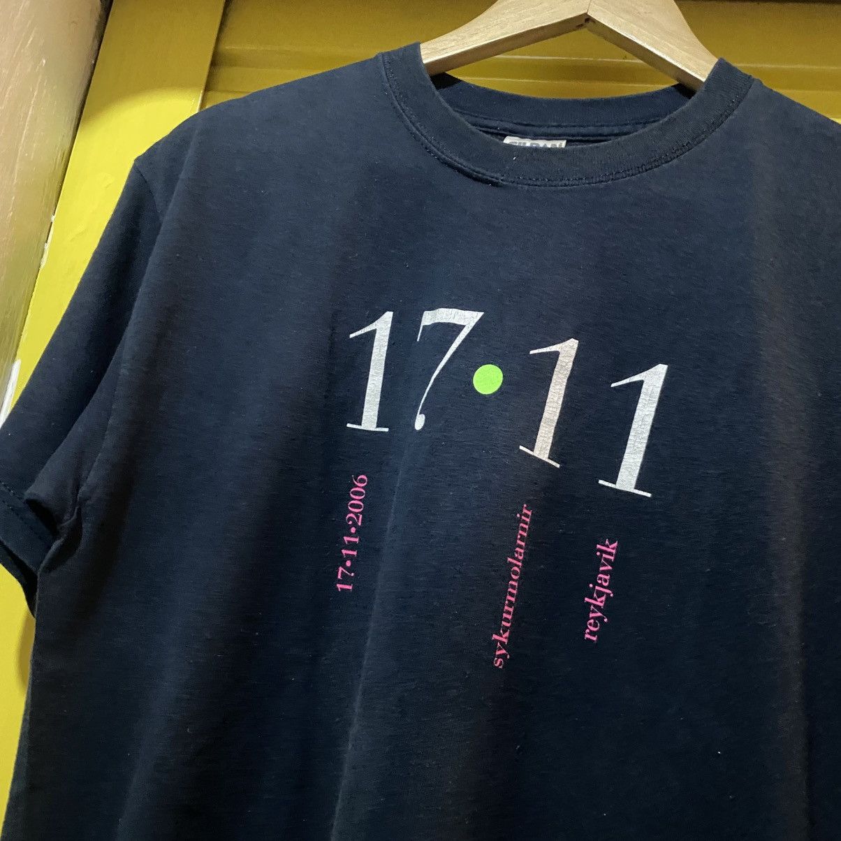 Band Tees × Gildan × Vintage Sugarcubes Bjork Tour Tee Size US M / EU 48-50 / 2 - 2 Thumbnail