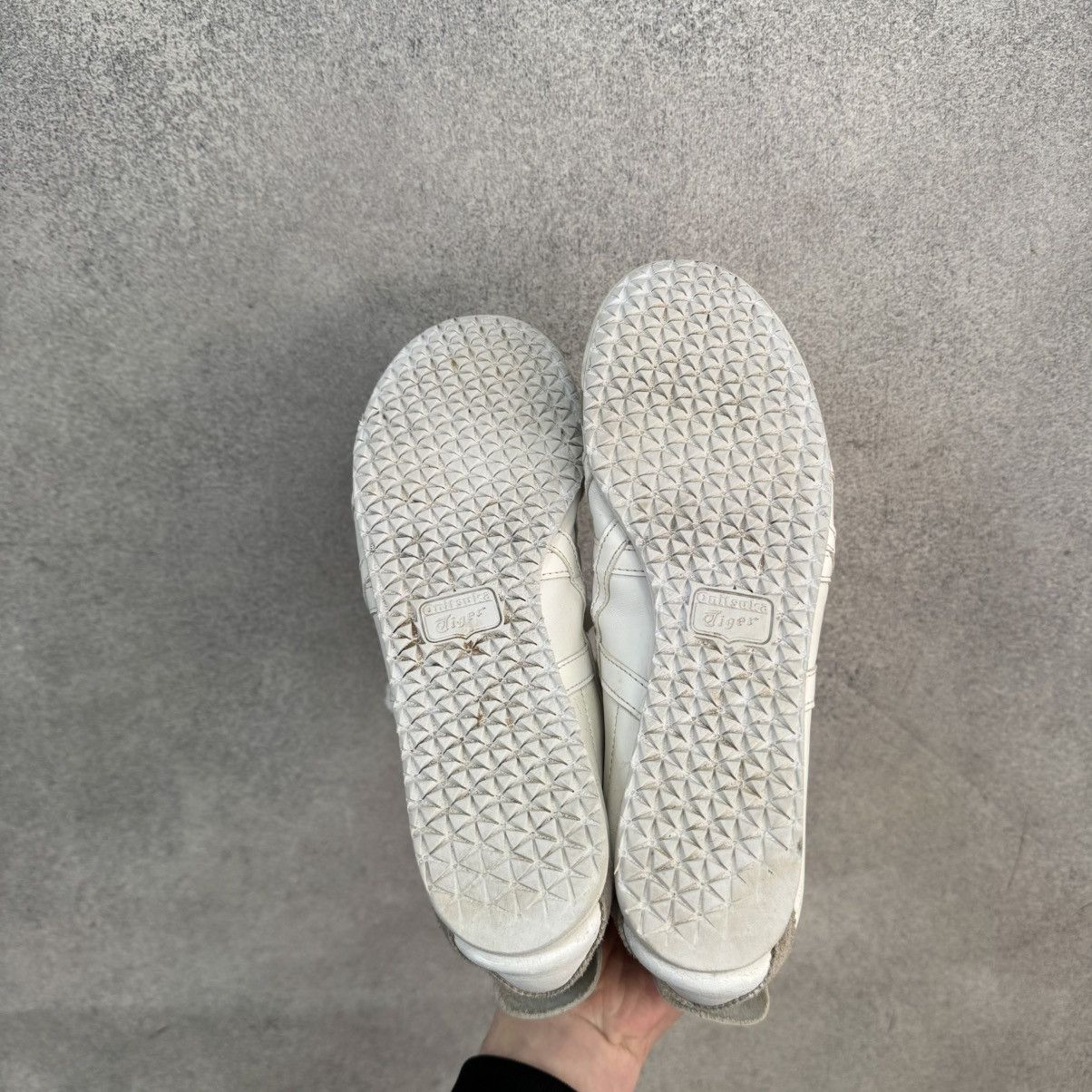 Onitsuka Tiger Asics Onisuka Tiger Mexico 66 white Leather Sneakers Size US 8 / EU 41 - 9 Thumbnail