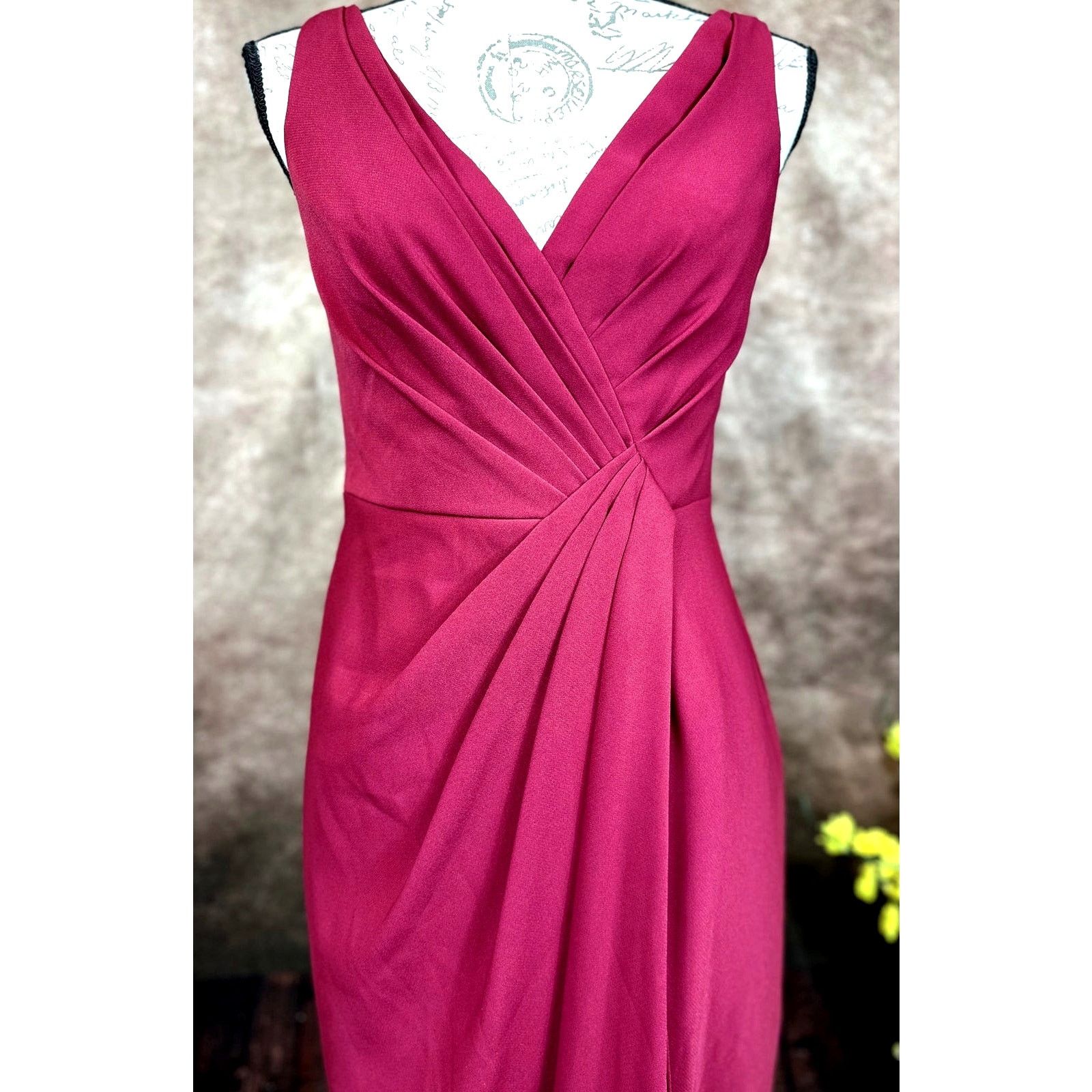Jenny Packham Jenny Packham V-Neck Crepe Column Gown - Burgundy - size 4 Size S / US 4 / IT 40 - 9 Thumbnail