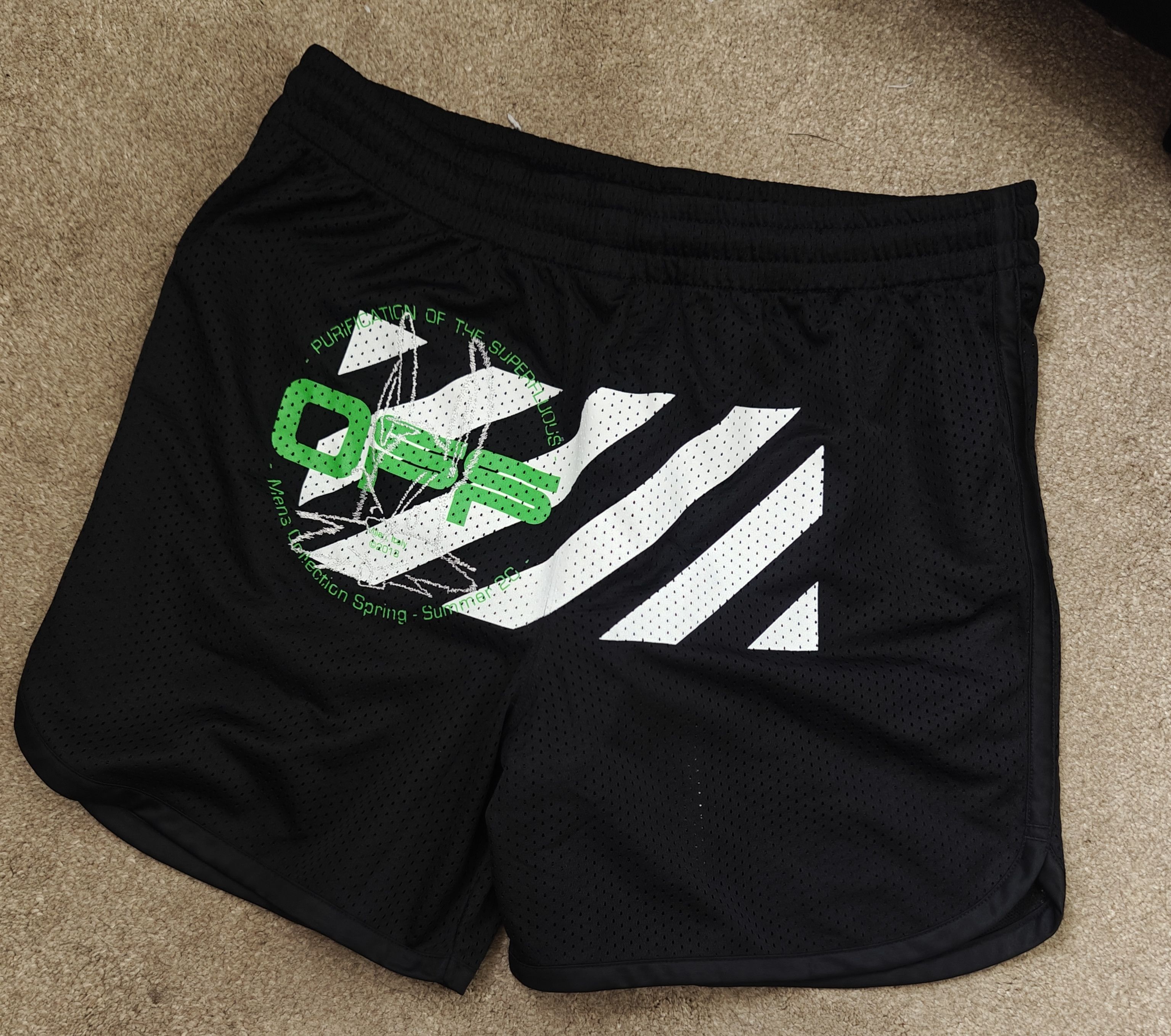 Off-White Off-White Harry the Bunny Basketball Shorts Size US 34 / EU 50 - 1 Thumbnail