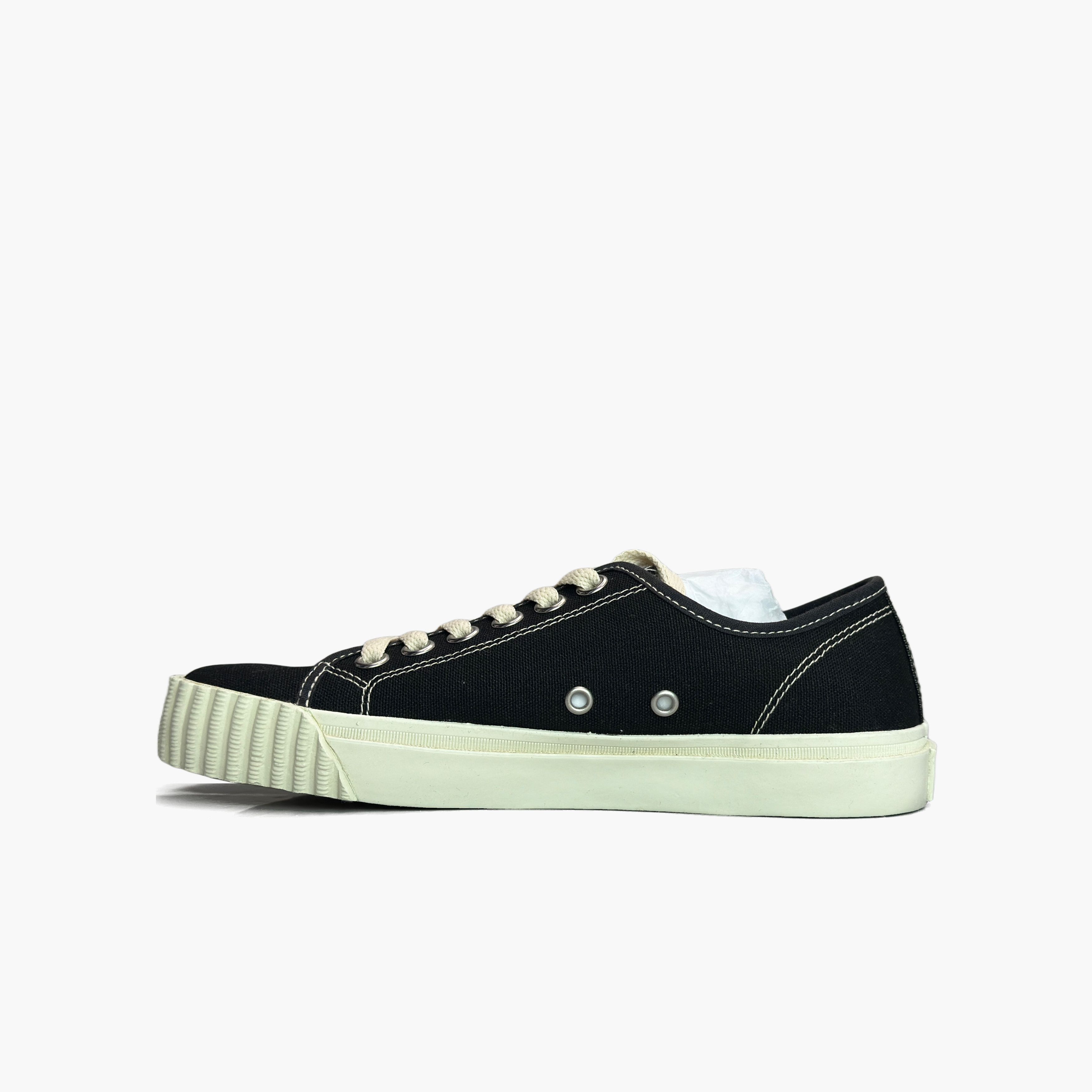 Maison Margiela MAISON MARGIELA TABI LOW TOP SNEAKERS SIZE 36