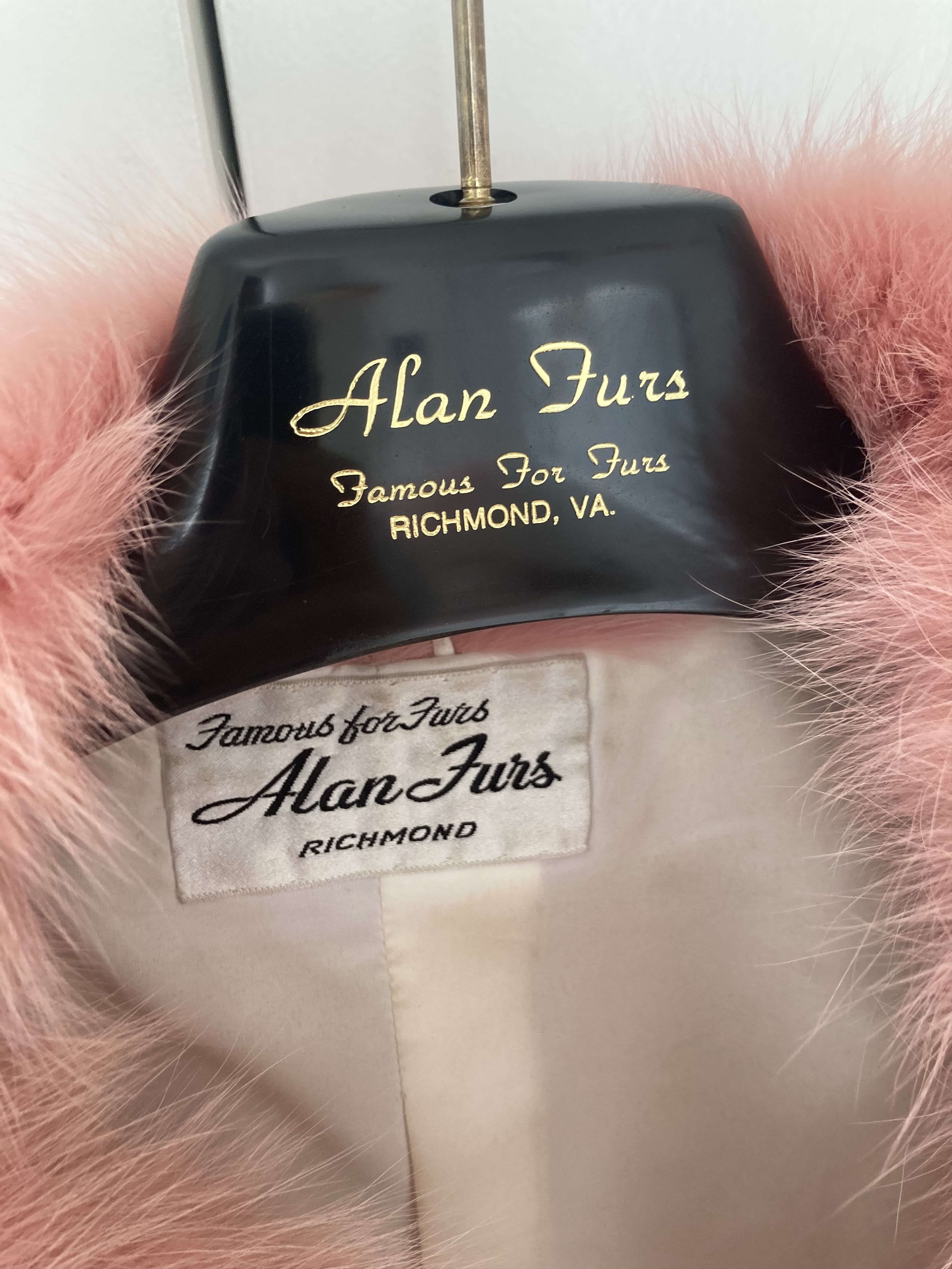 Vintage pink fur coat (fox) Size M / US 6-8 / IT 42-44 - 5 Thumbnail