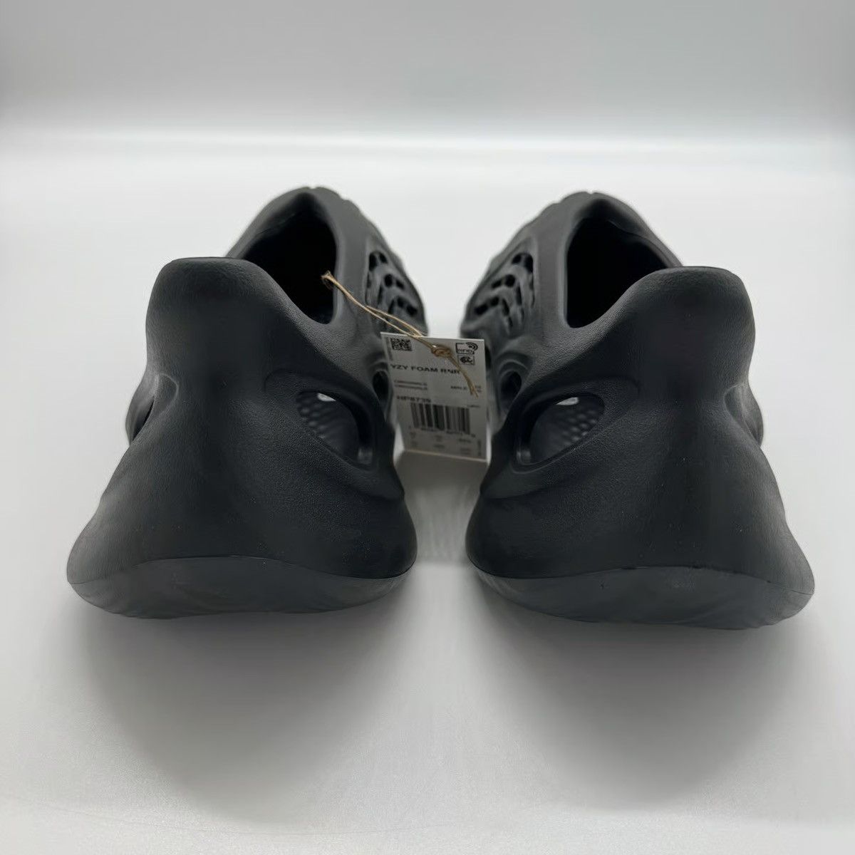 Adidas Adidas Yeezy Foam RNR Onyx (2022/2024) Size US 10 / EU 43 - 7 Thumbnail