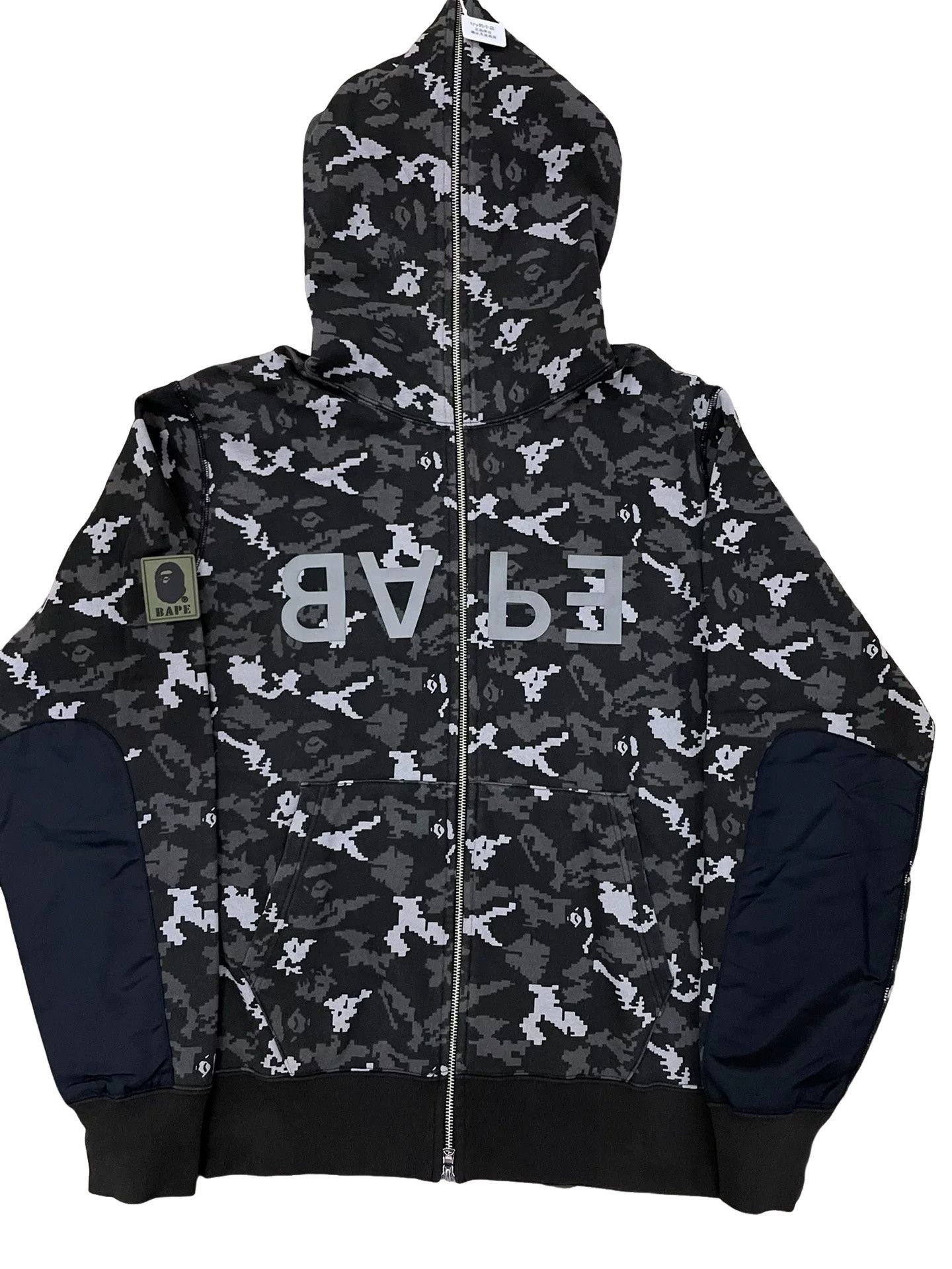 Bape A Bathing Ape Digital Camo Full Zip Hoodie XL Size US XL / EU 56 / 4 - 1 Thumbnail